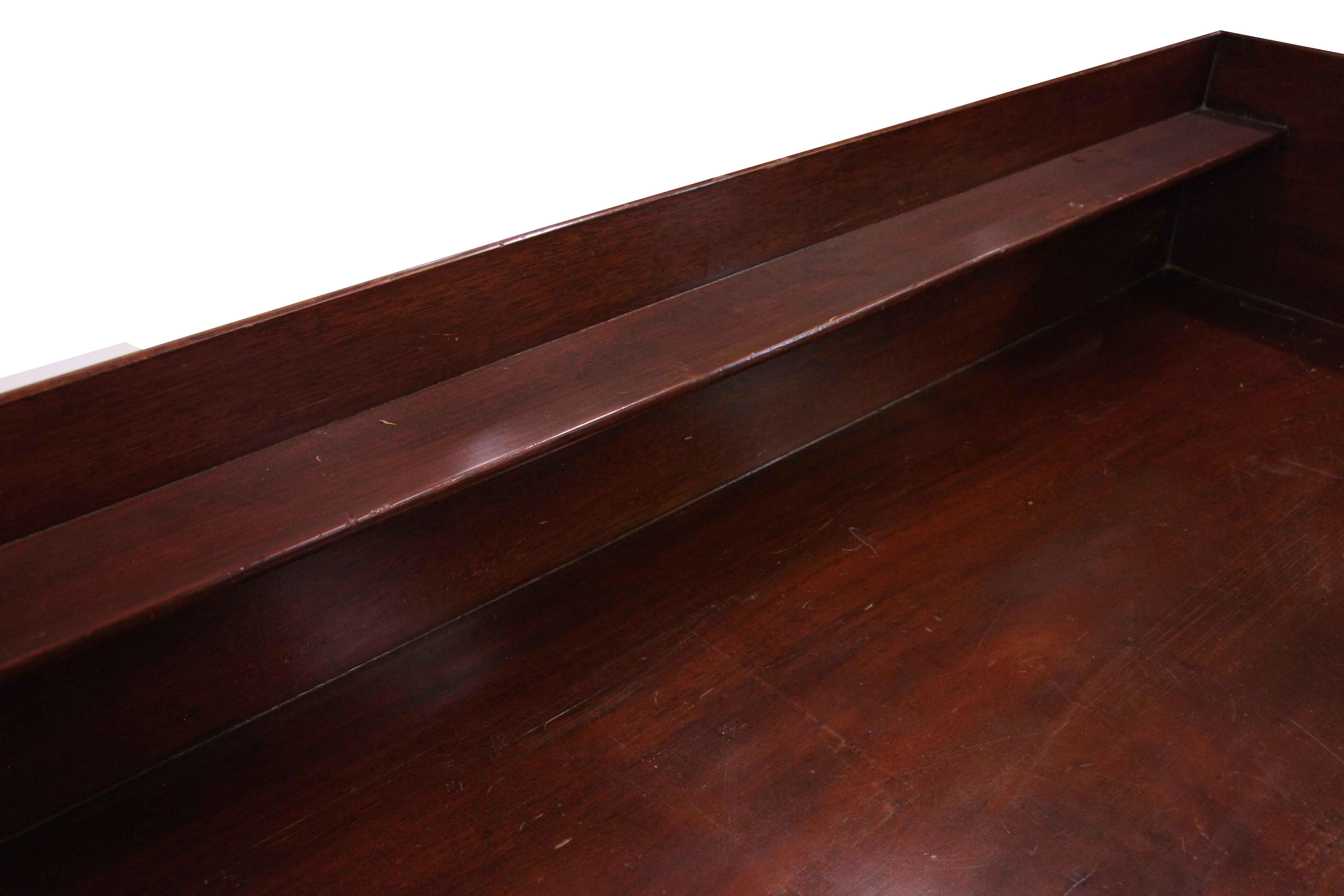 English Mahogany Serving Table For Sale 3