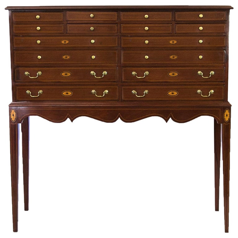 Petite Commode Anglaise En Acajou (XXe) - 4 Tiroirs, Tirette En Façade, Appoint