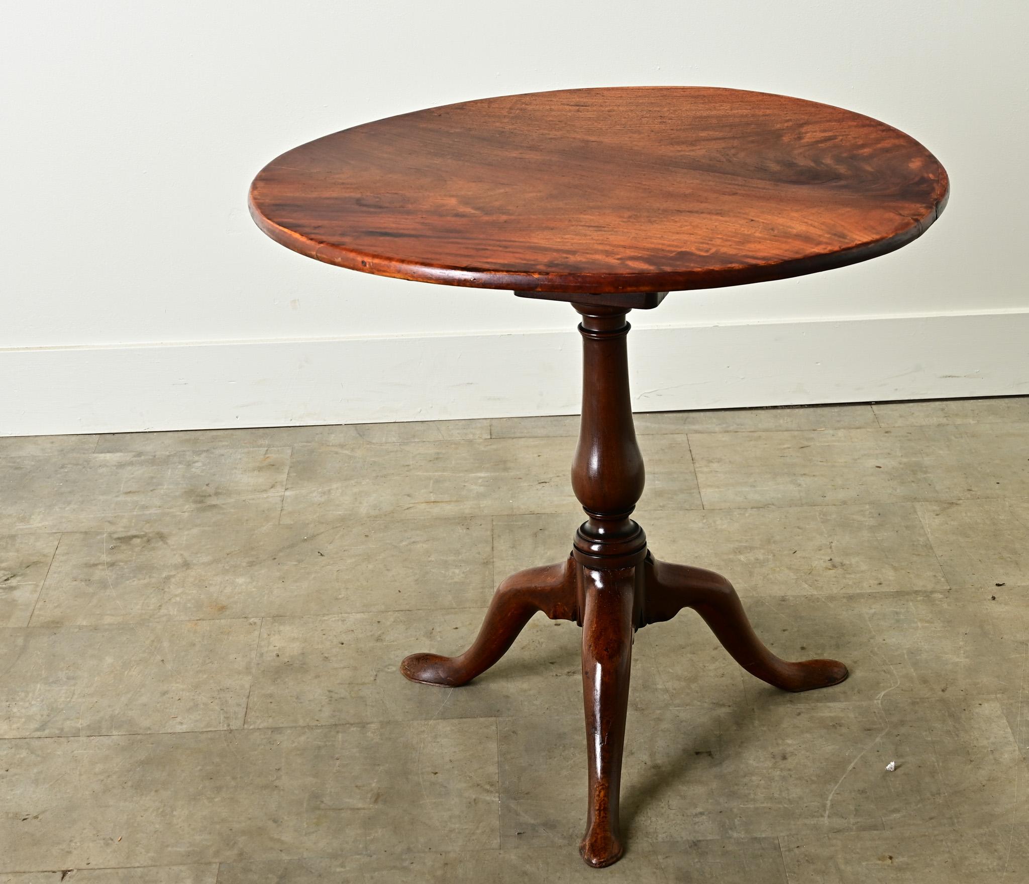 English Mahogany Spinning Tilt-Top Table For Sale 7
