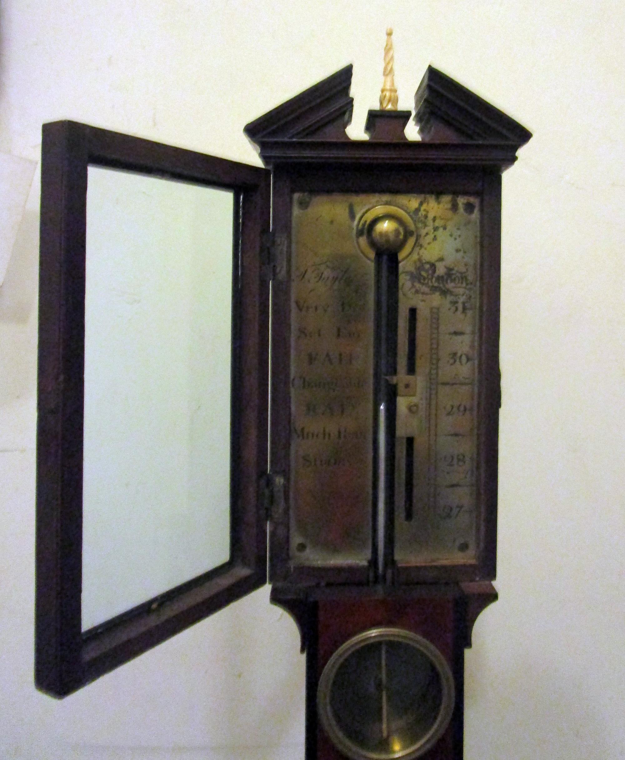 Englisches Mahagoni-Stabbarometer, signiert T. Taylor London im Zustand „Gut“ im Angebot in Savannah, GA