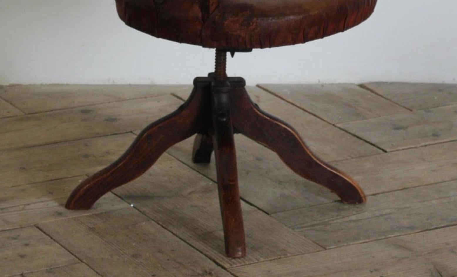 English Mahogany Swivel Desk Chair In Good Condition In Los Angeles, CA