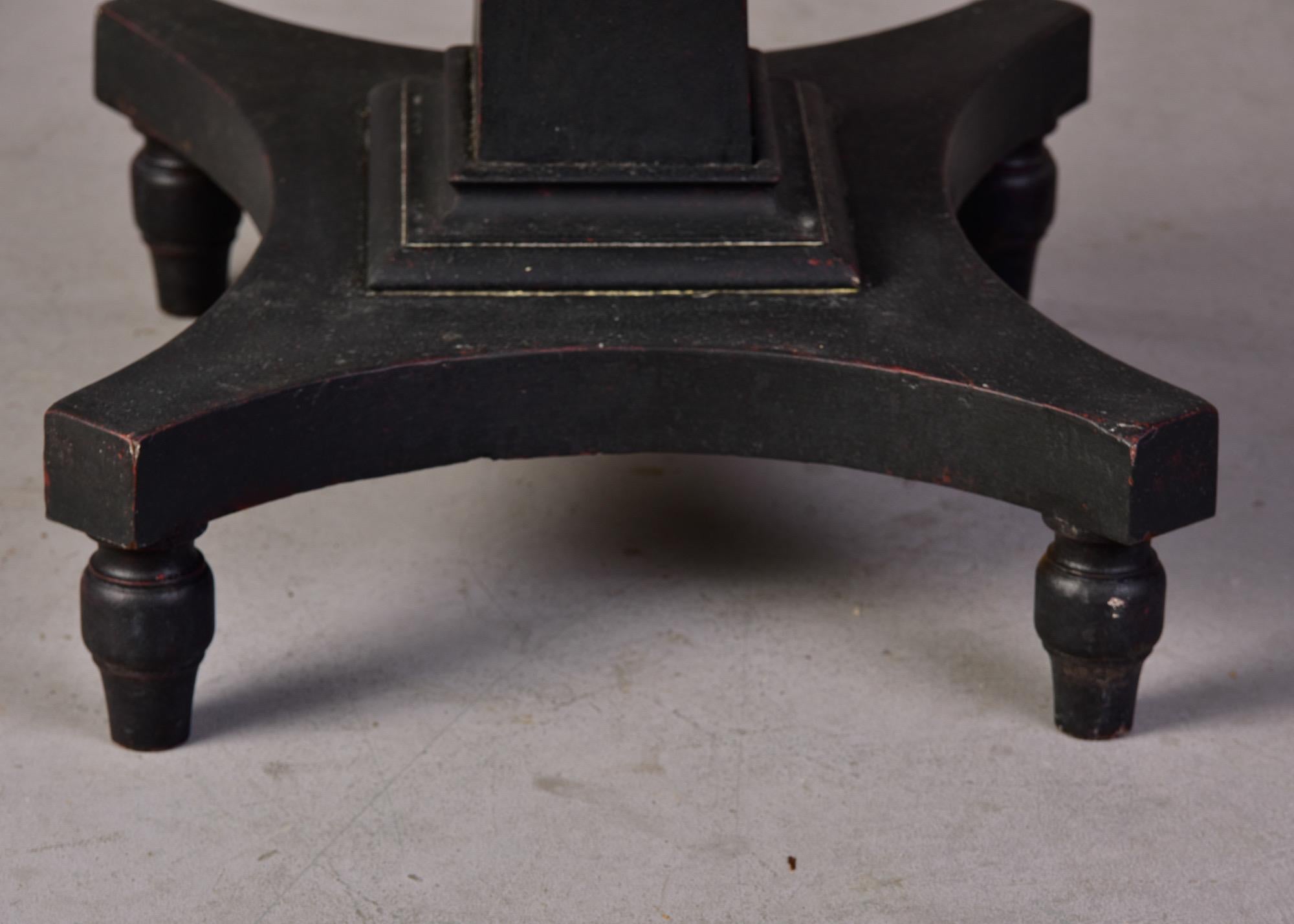 Englischer Mahagoni-Tisch, schwarz lackiert, mit neuer Kupferplatte im Angebot 1