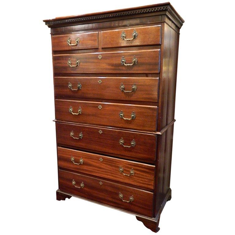 English Mahogany Tall Chest of Drawers, 18th Century For Sale