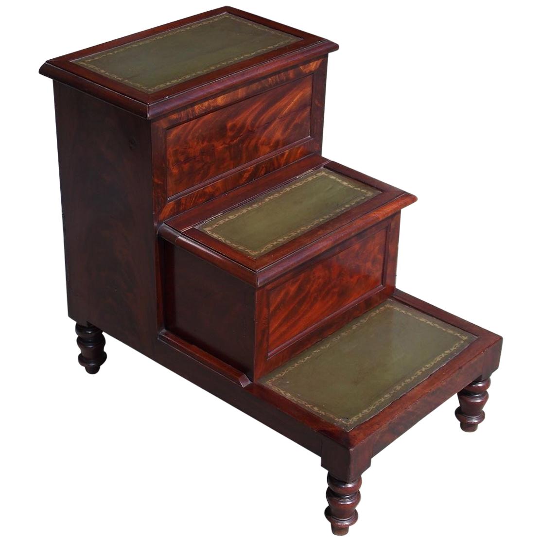 English Mahogany Three-Tiered Fitted Interior Leather Bed Steps, Circa 1820