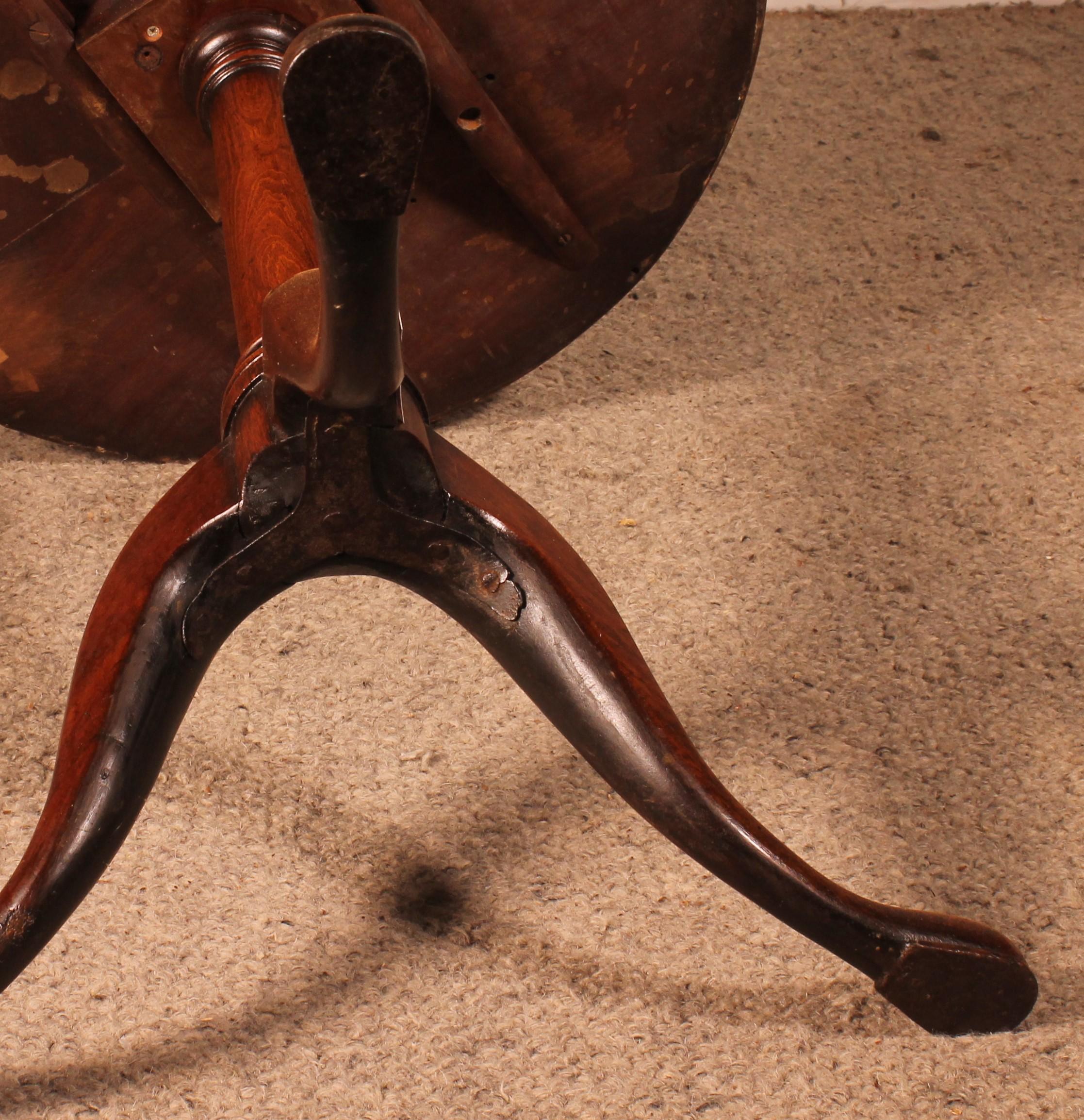 Acajou Table tripode en acajou anglais - 18e siècle en vente