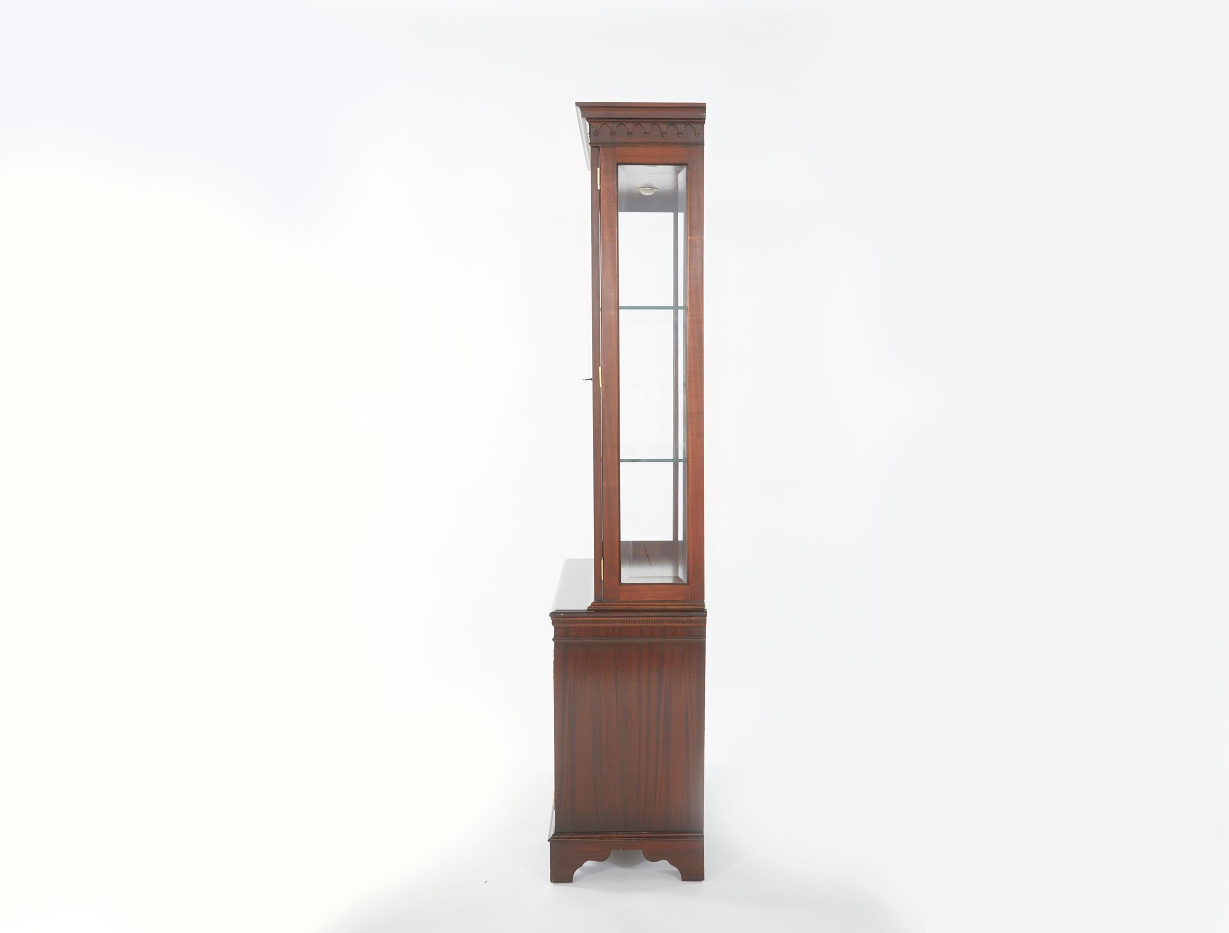 English Mahogany Wood Cabinet / Bookcase For Sale 4