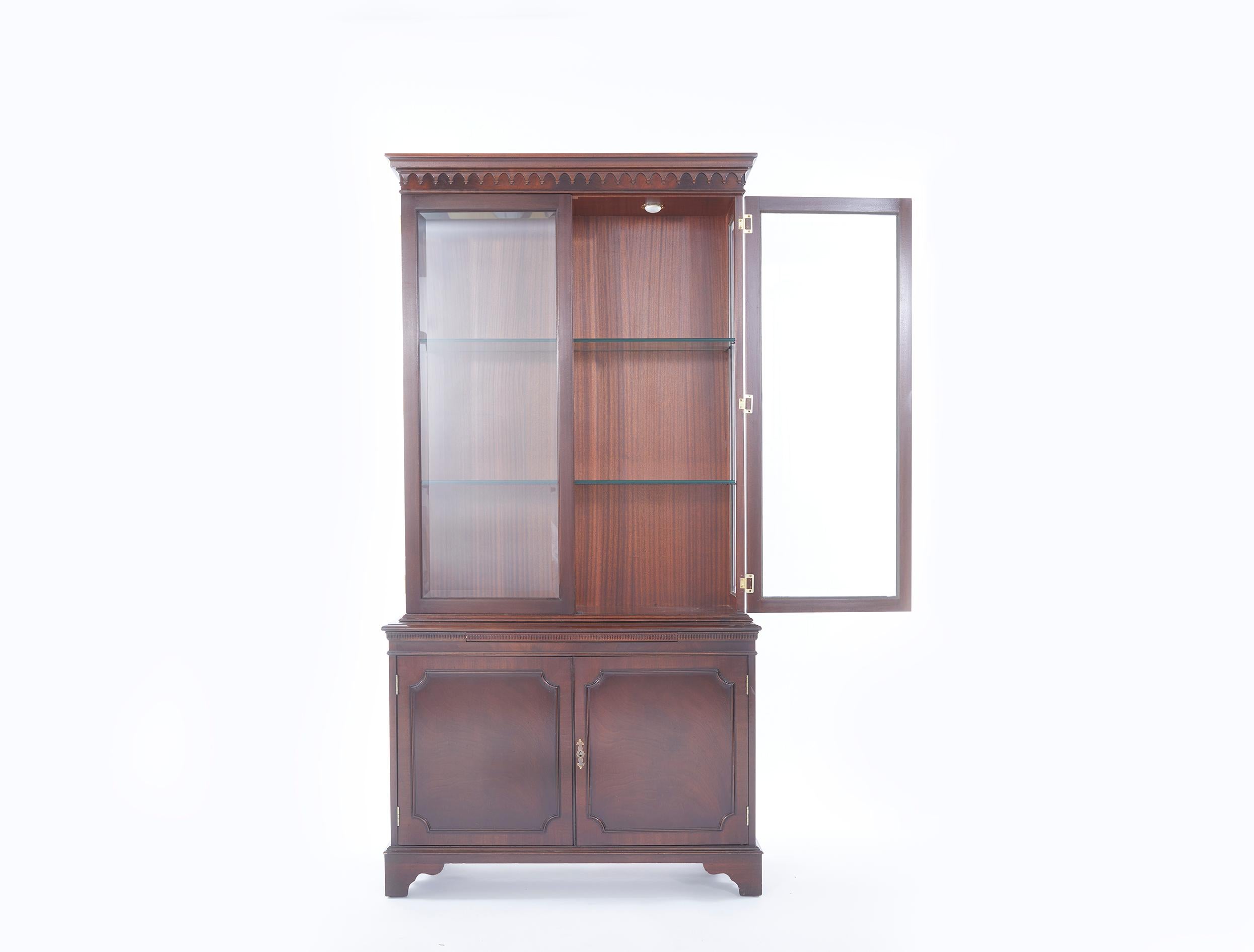 19th Century English Mahogany Wood Cabinet / Bookcase For Sale