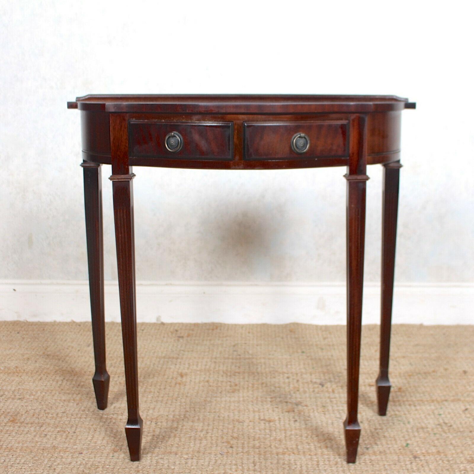 English Mahogany Writing Table Serpentine Console Table Antique Vintage In Good Condition For Sale In Newcastle upon Tyne, GB