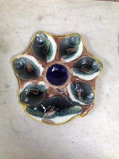 English Majolica Fish Heads Oyster Plate, circa 1890