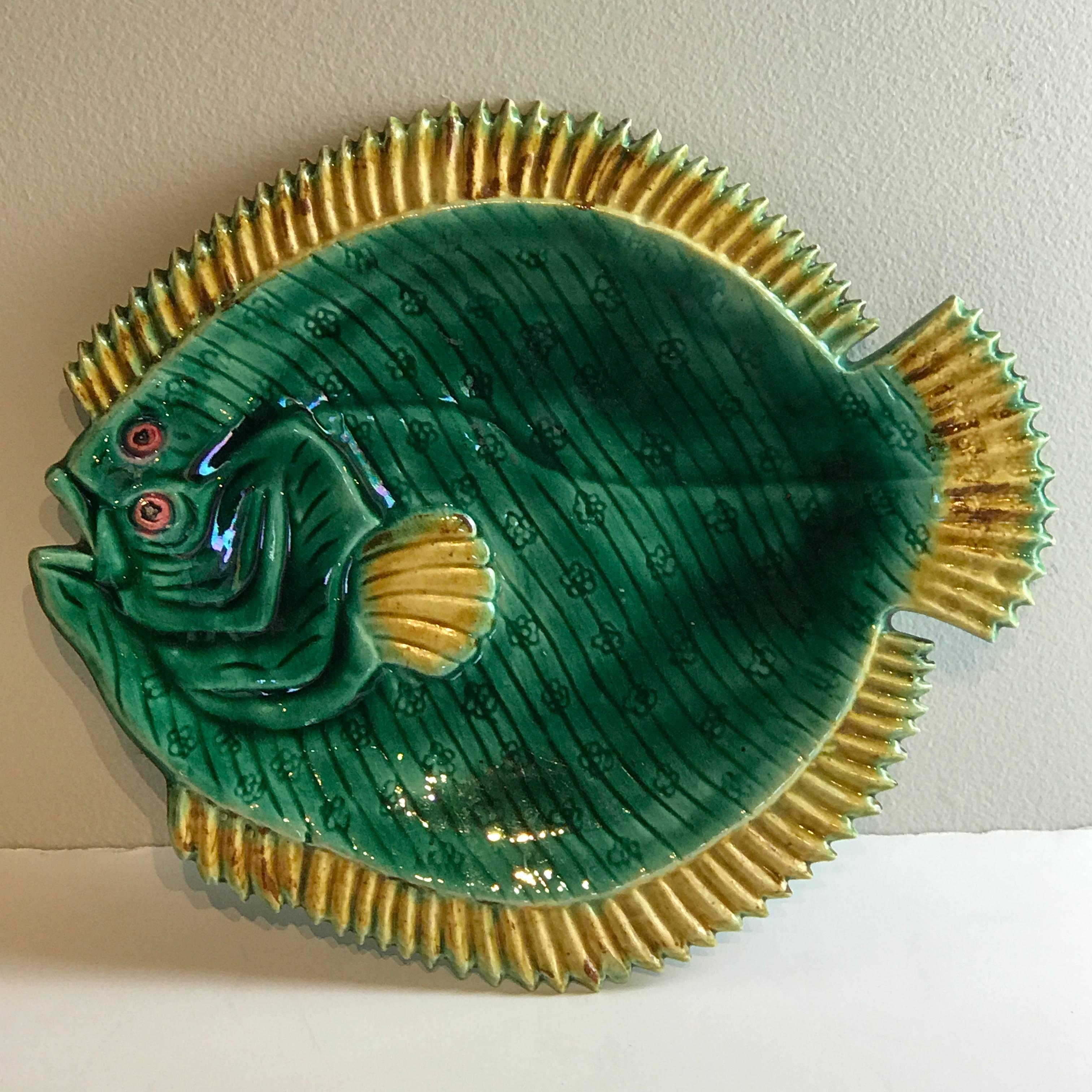 English Majolica Flounder Plate by Holdcroft 6