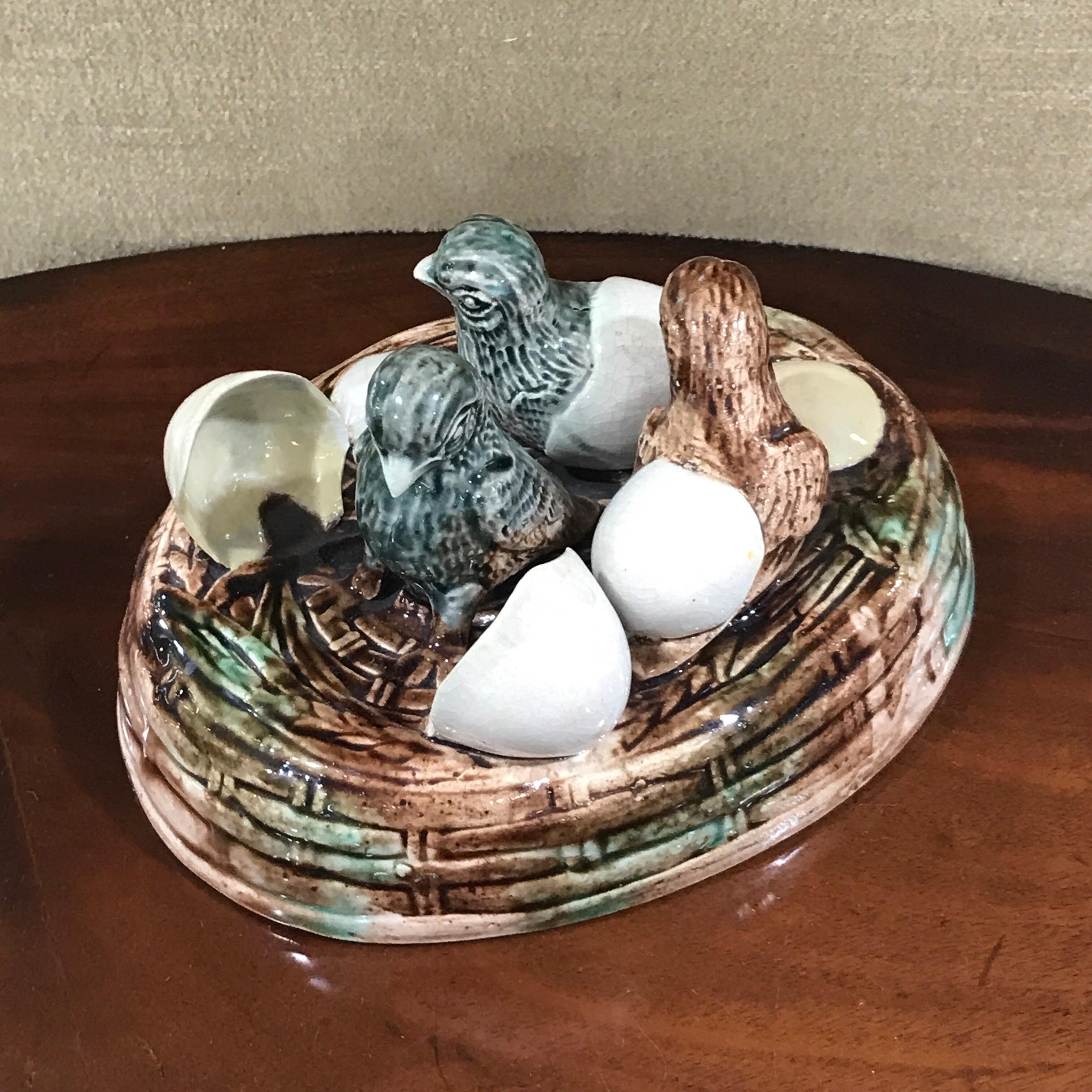 English Majolica Game Dish, Hatchlings on Nest For Sale 7
