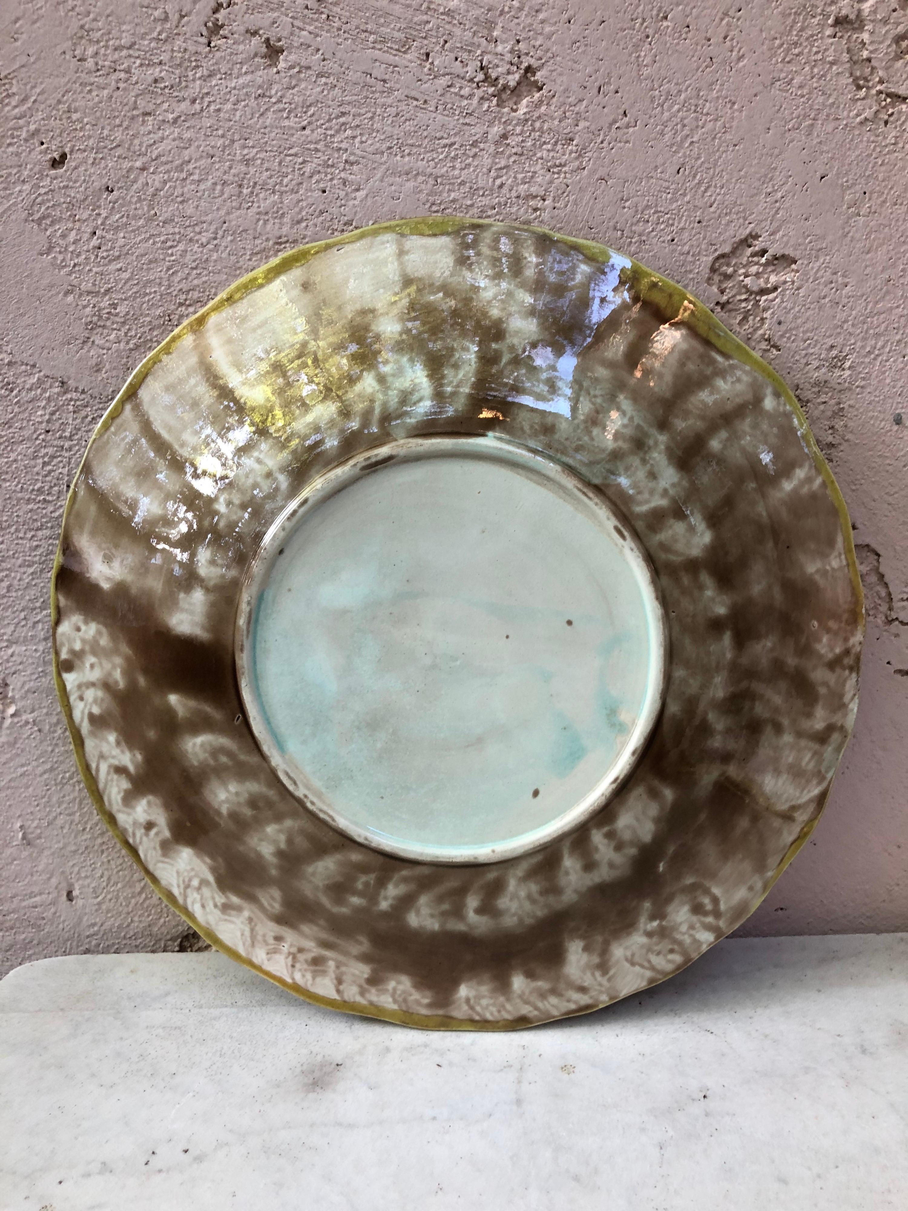 Late 19th Century English Majolica Geranium Plate, circa 1880