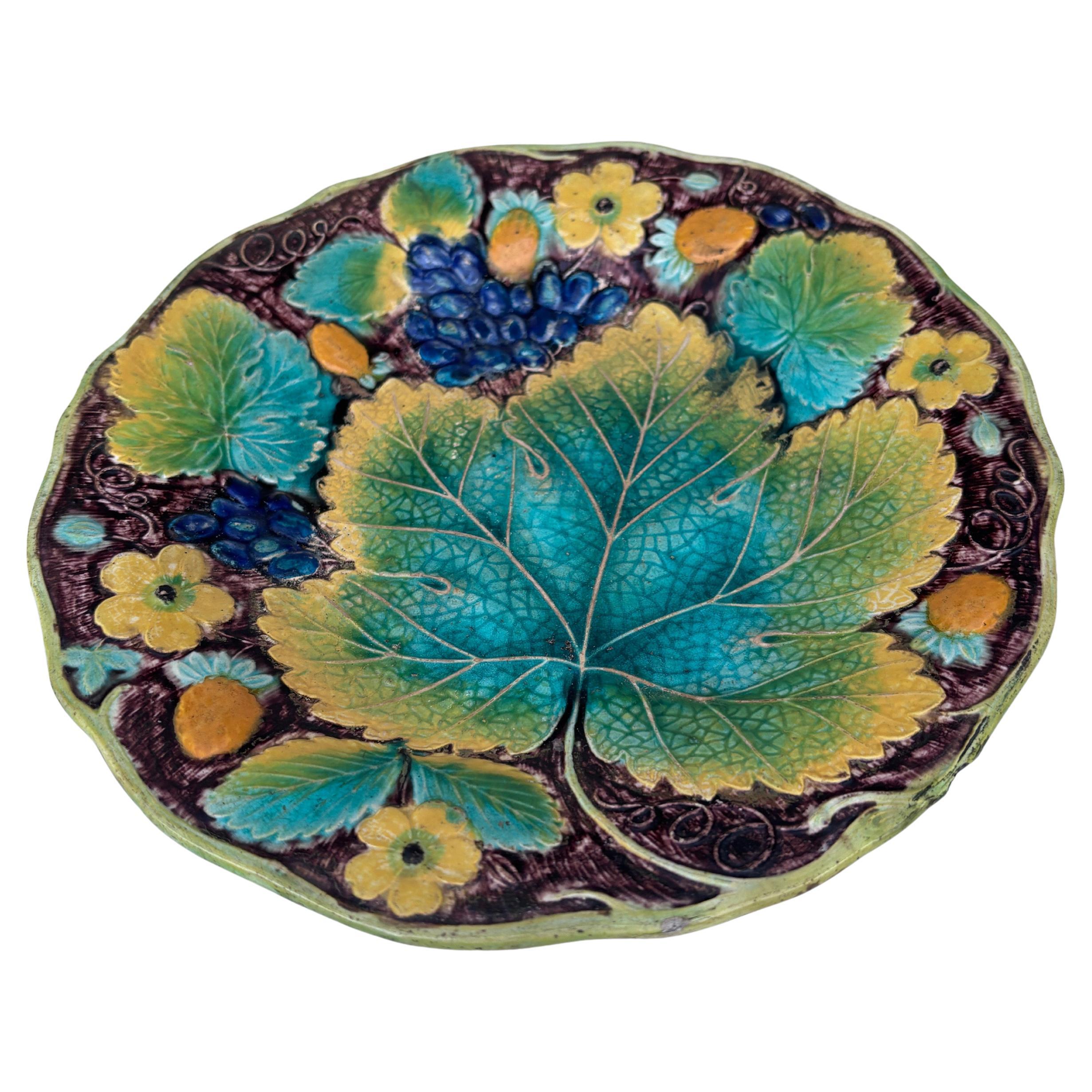 English Majolica grapes plate signed Samuel Alcock Circa 1880
Rare plate decorated with grapes and strawberries.