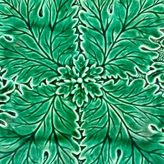 Server in maiolica inglese Greenware Acorn Oak Leaf Twig con manico per piatti profondi