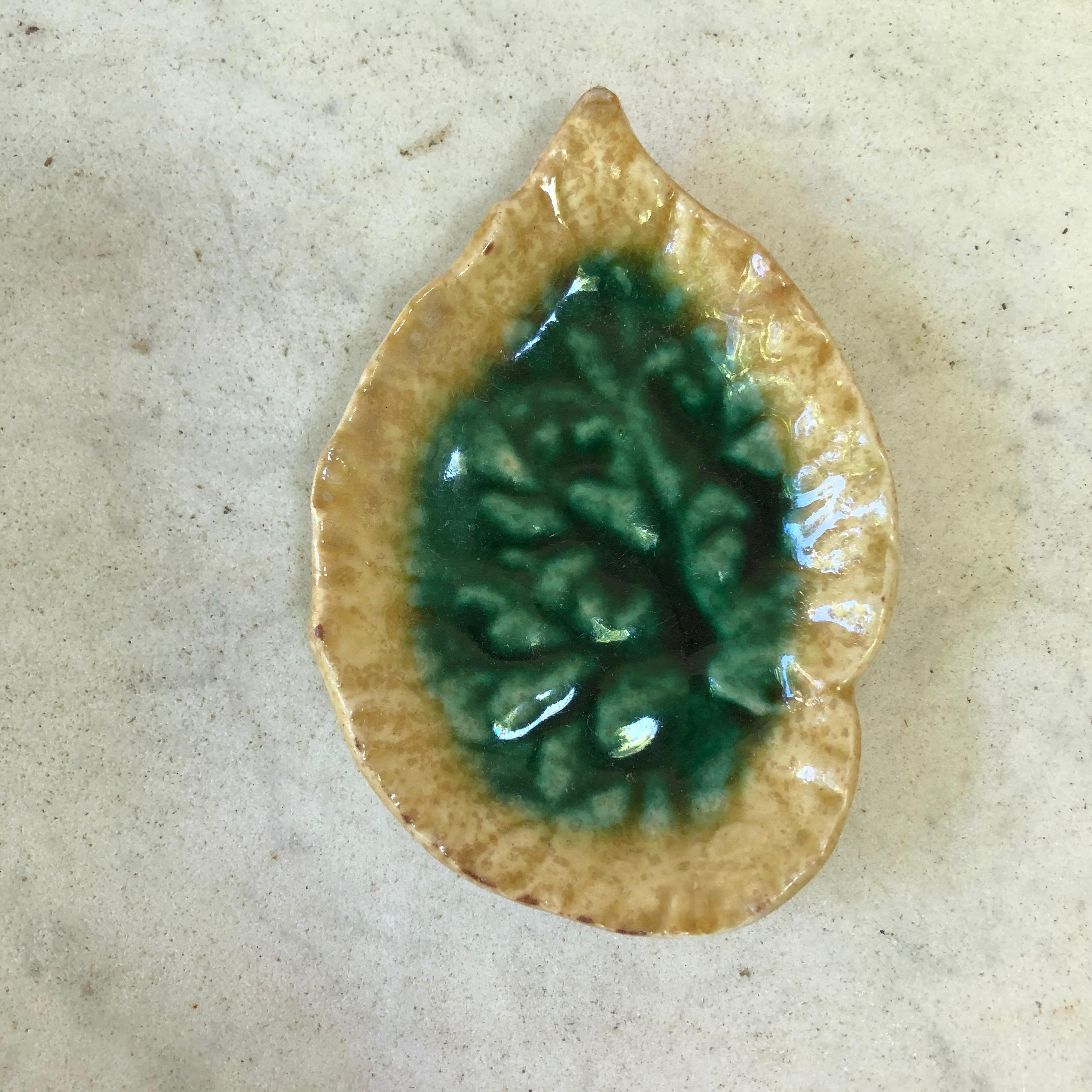 Late 19th Century English Majolica Leaf Butter Pat, circa 1890 For Sale