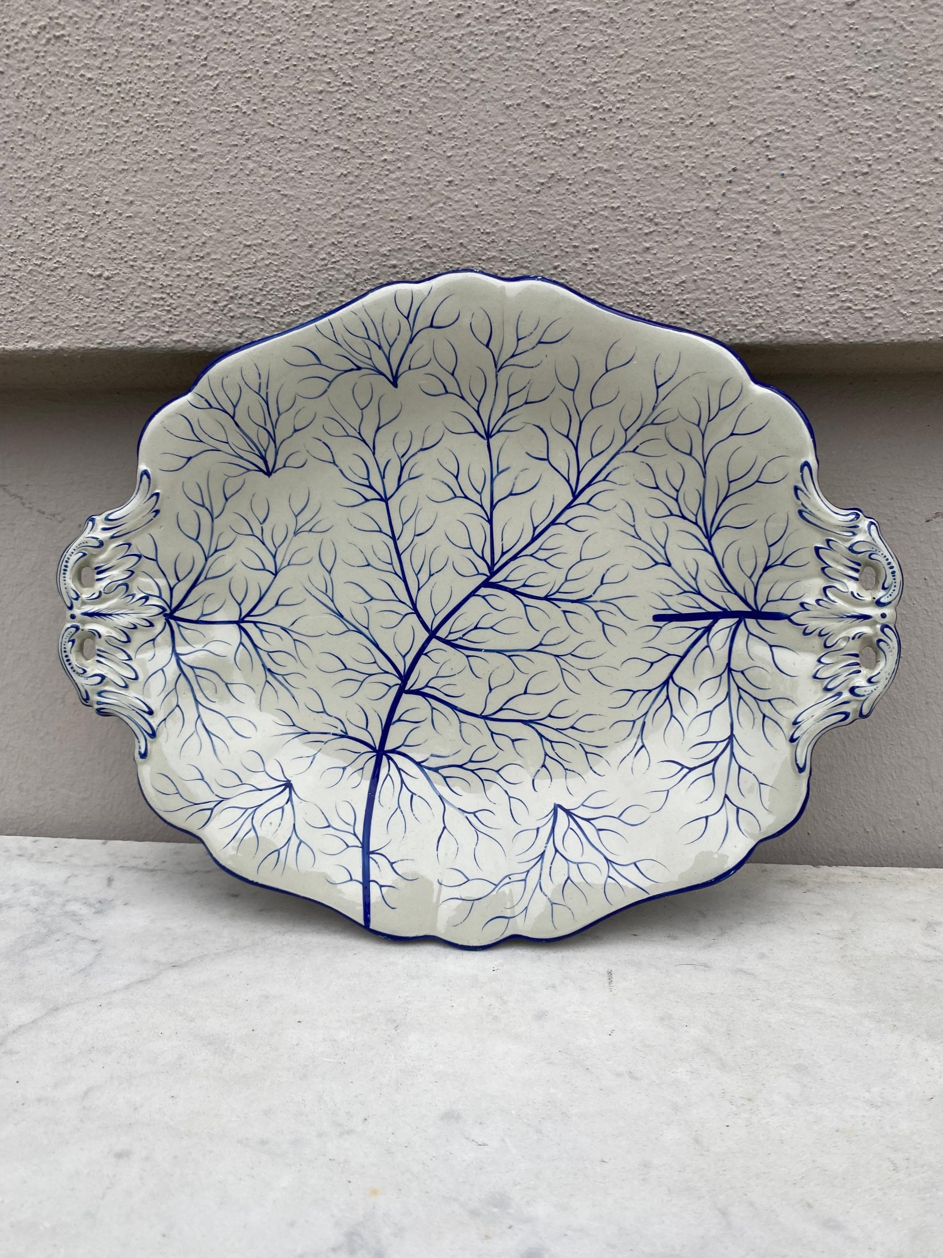 English Majolica Oval Blue & White Platter, circa 1890 In Good Condition For Sale In Austin, TX