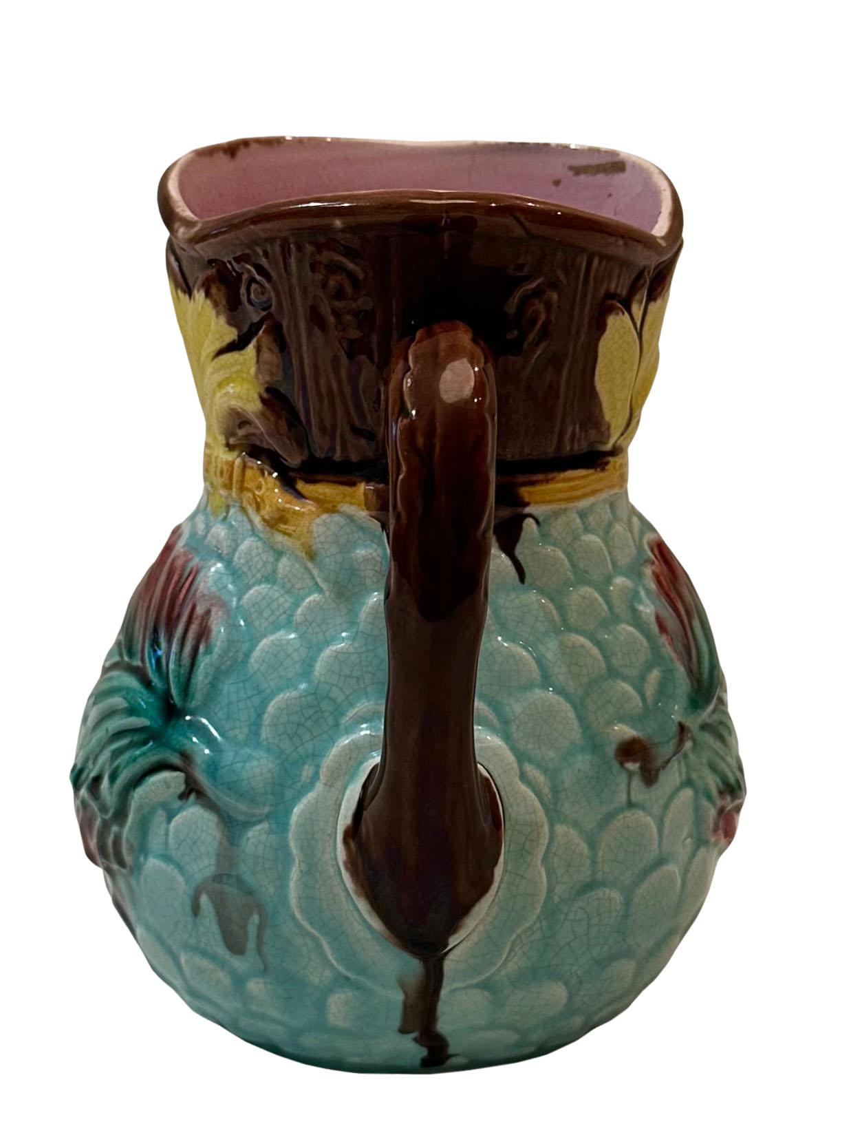 English Majolica Pitcher In Good Condition For Sale In Tampa, FL