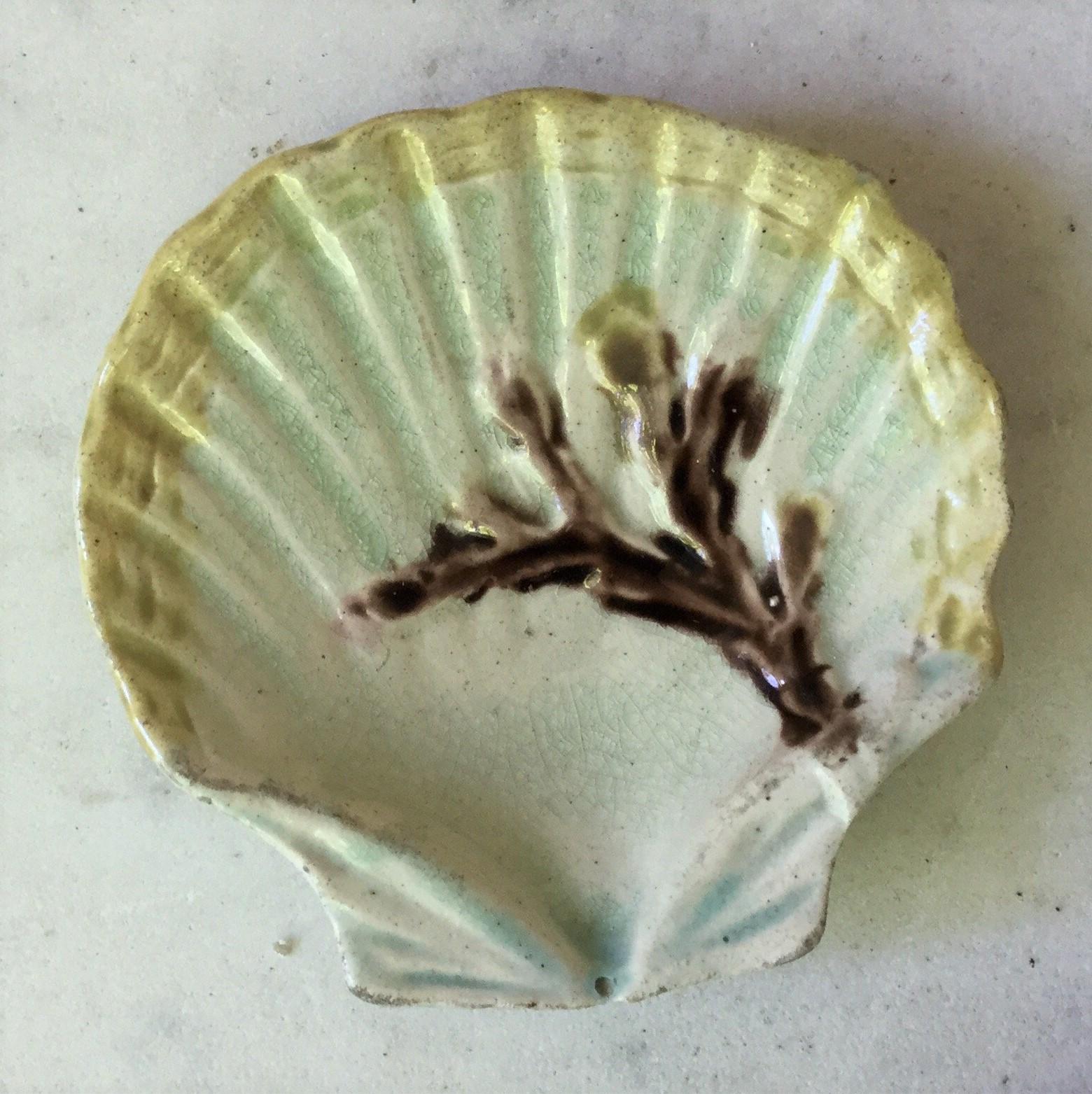 Ceramic English Majolica Shell Butter Pat, circa 1880