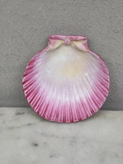 Beurre de coquillage en majolique anglaise Wedgwood, vers 1880