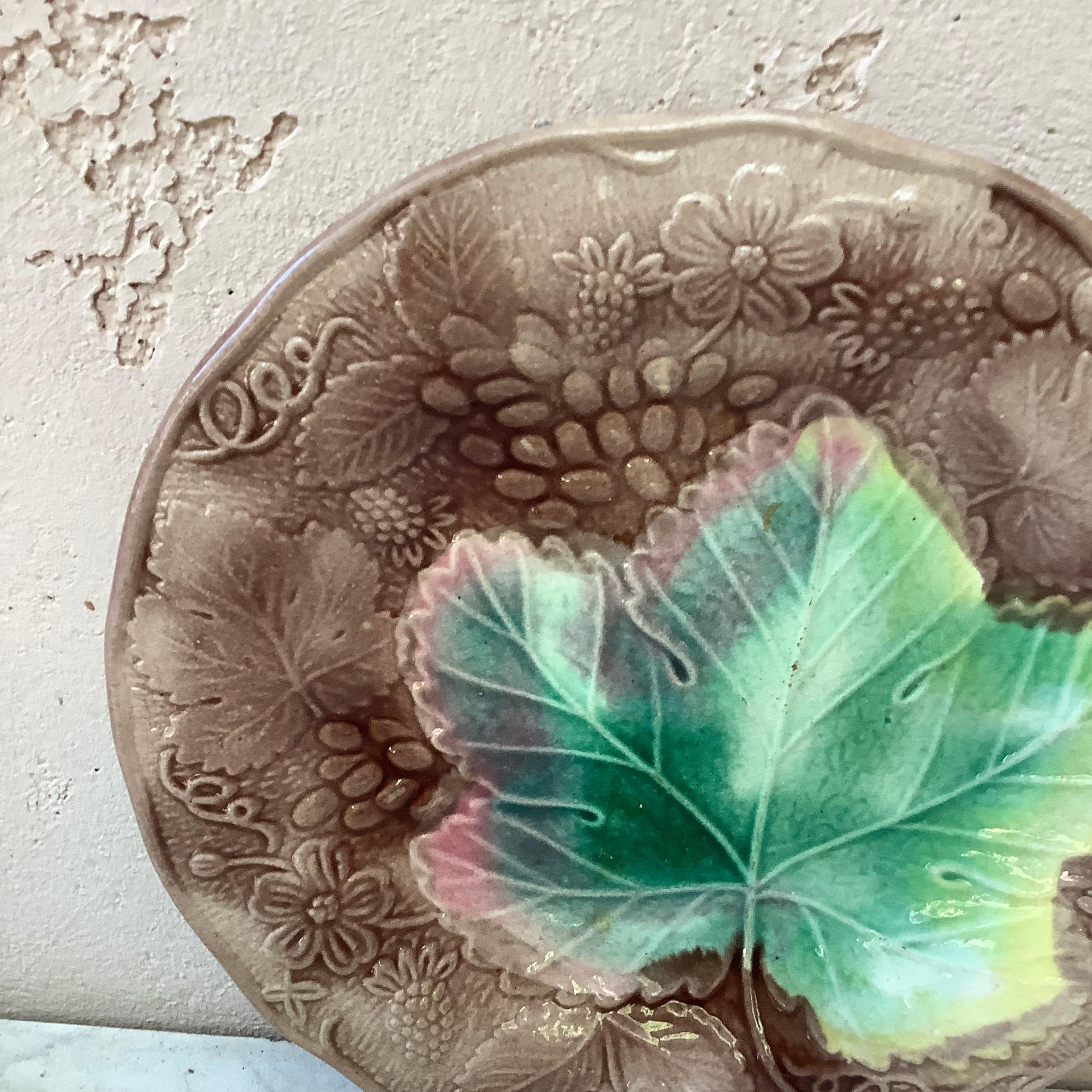 English Victorian Majolica strawberries plate, circa 1880.