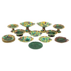 English Majolica Strawberry & Grape Tableware, 16