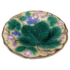 English Majolica Strawberry & Grapes Plate Wedgwood Circa 1920