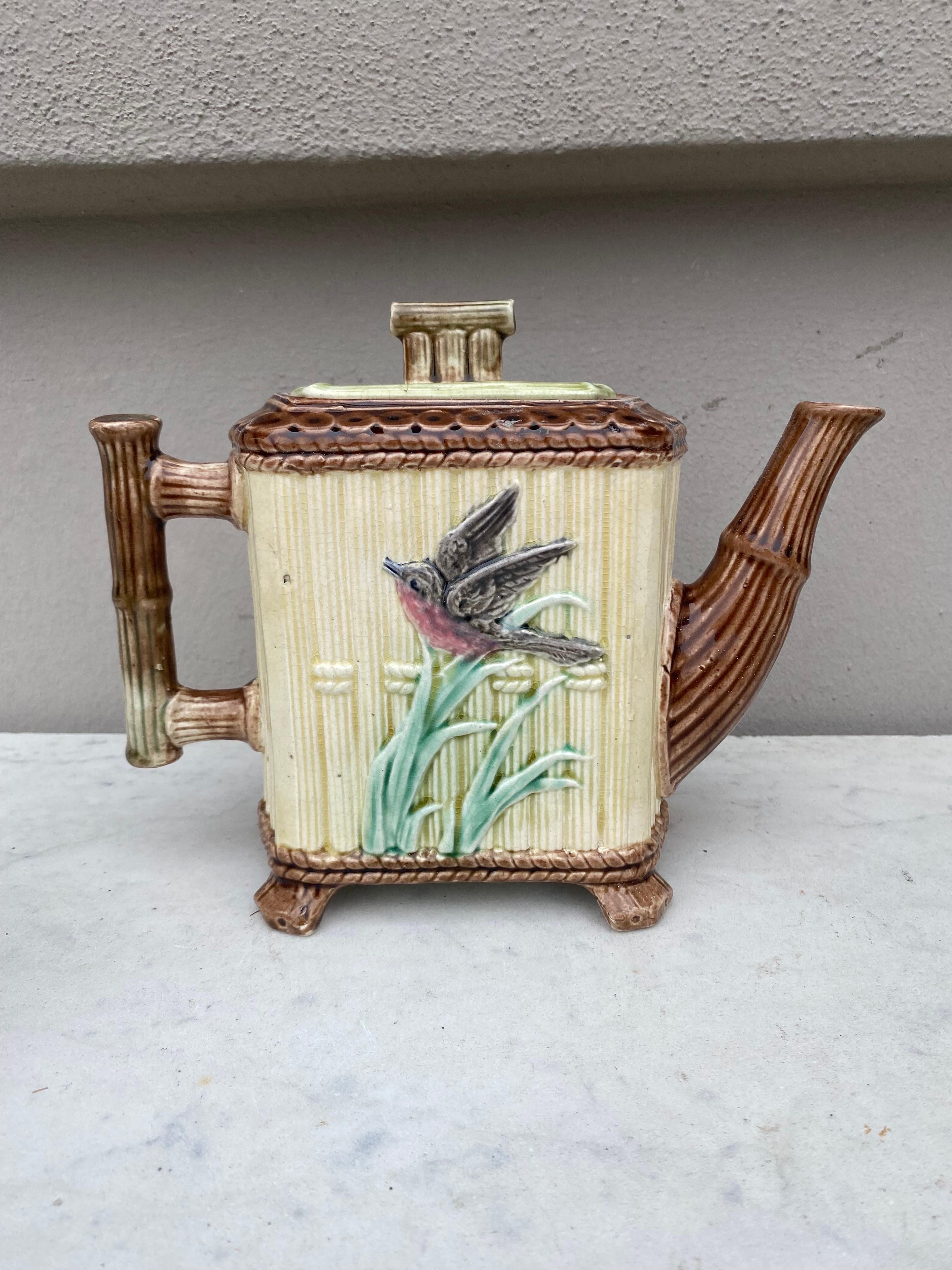 English Majolica Tea Set Bamboo & Birds Circa 1890 In Good Condition For Sale In Austin, TX