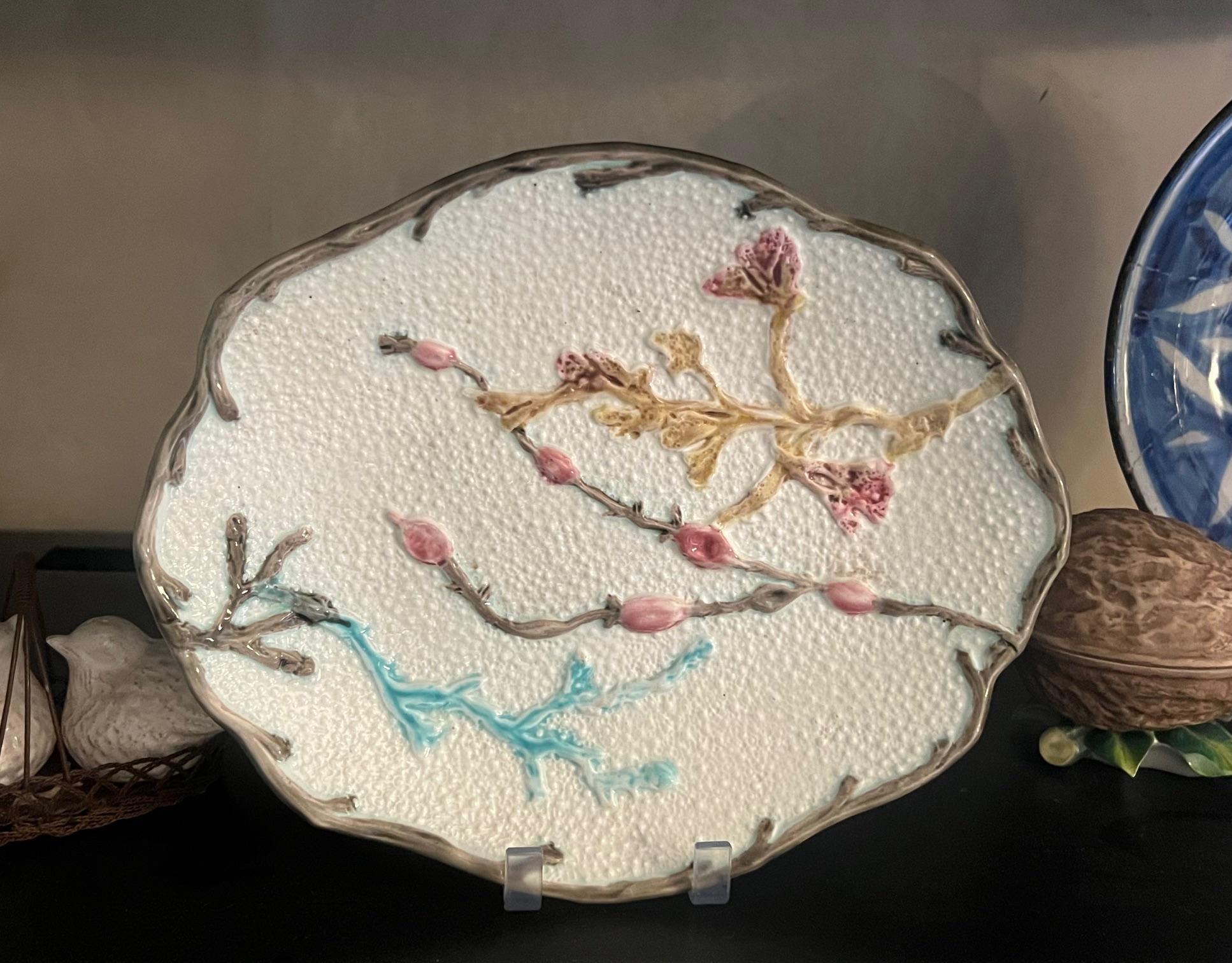 Englisches Majolika-Tablett von Wedgwood, um 1880er Jahre im Angebot 1