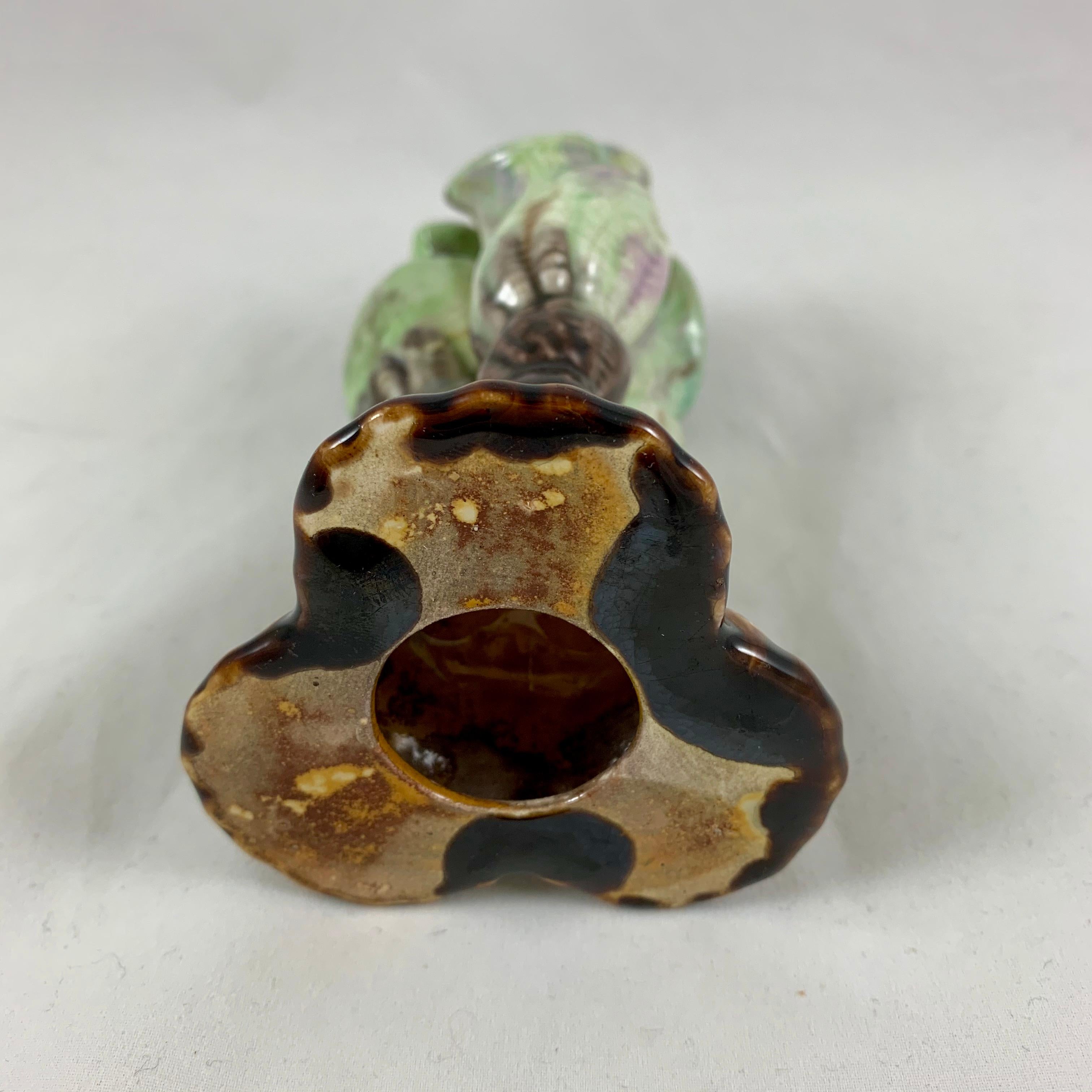 English Majolica Tri-Form Spiral Seashell Cream & Gray Posy Bud Vase, circa 1875 5