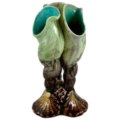 English Majolica Tri-Form Spiral Seashell Cream & Gray Posy Bud Vase, circa 1875