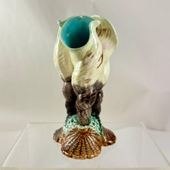 English Majolica Triple Spiral Seashell Posy Bud Vase, circa 1875