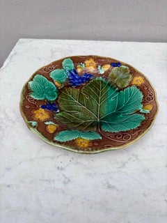 English Majolica Vine & Strawberries Plate, circa 1880