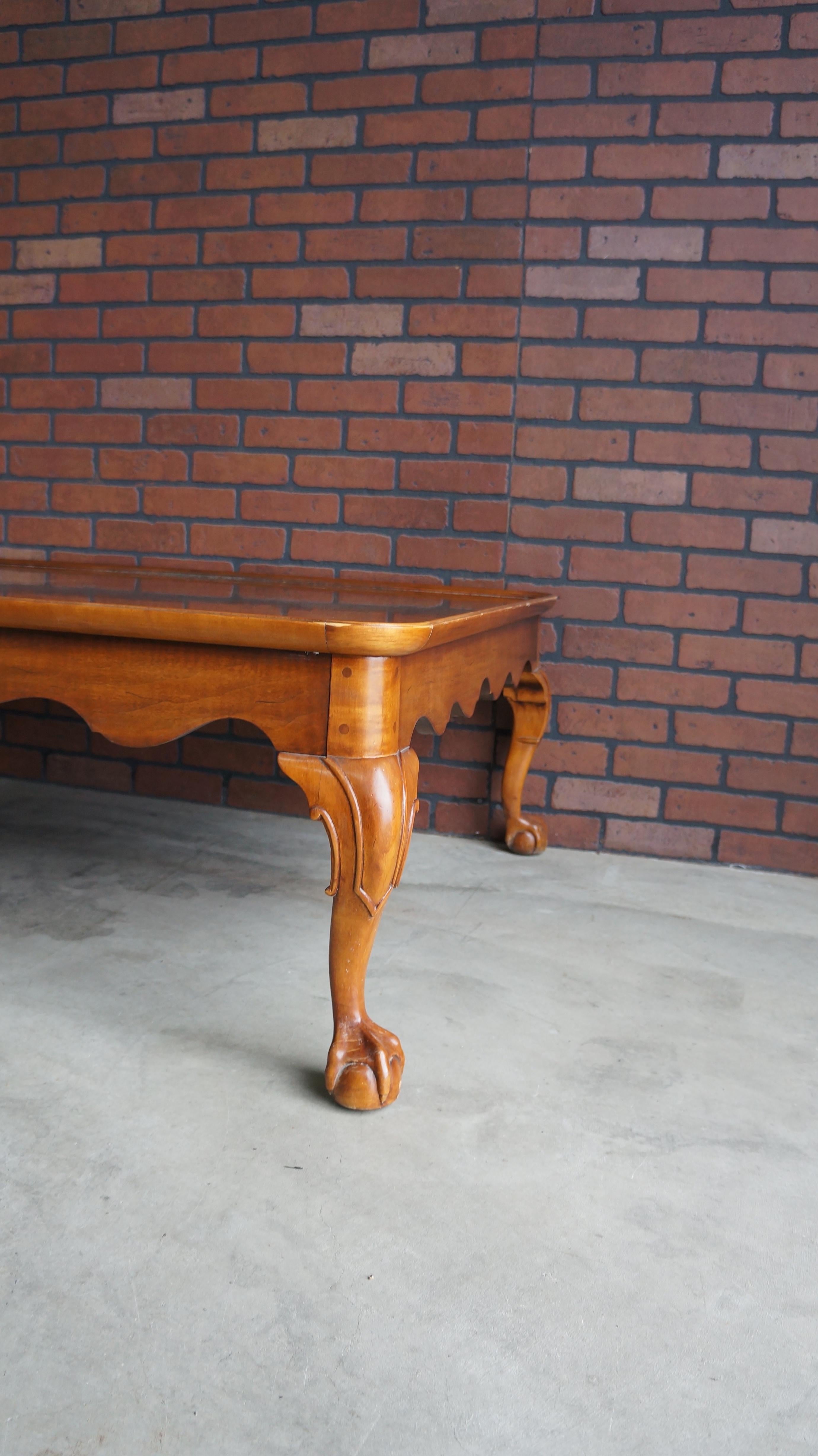 English Manor Couchtisch von Henredon (amerikanisch) im Angebot