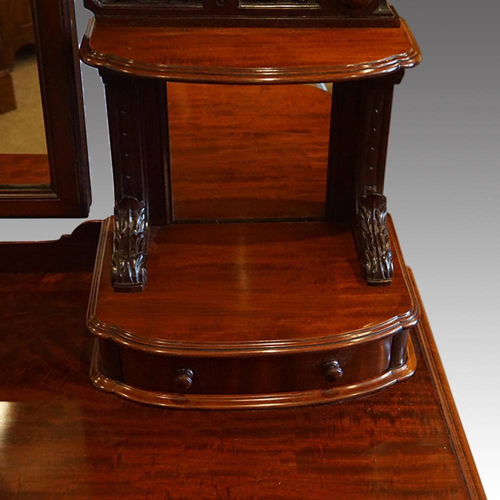 English Mansion House Victorian Mahogany Dressing Table, circa 1865 9