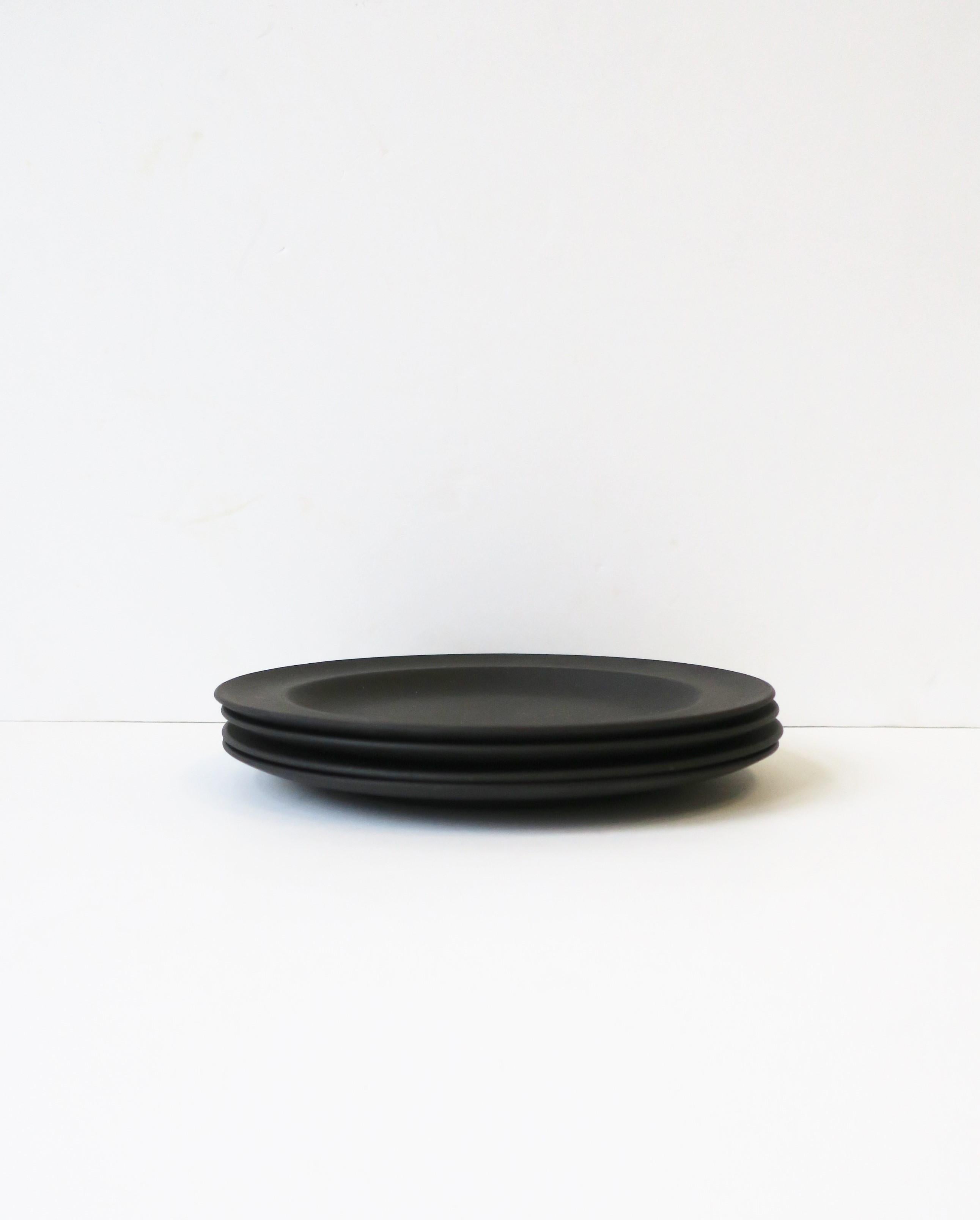 Wedgwood English Matte Black Basalt Plates, Set of 4 In Good Condition In New York, NY