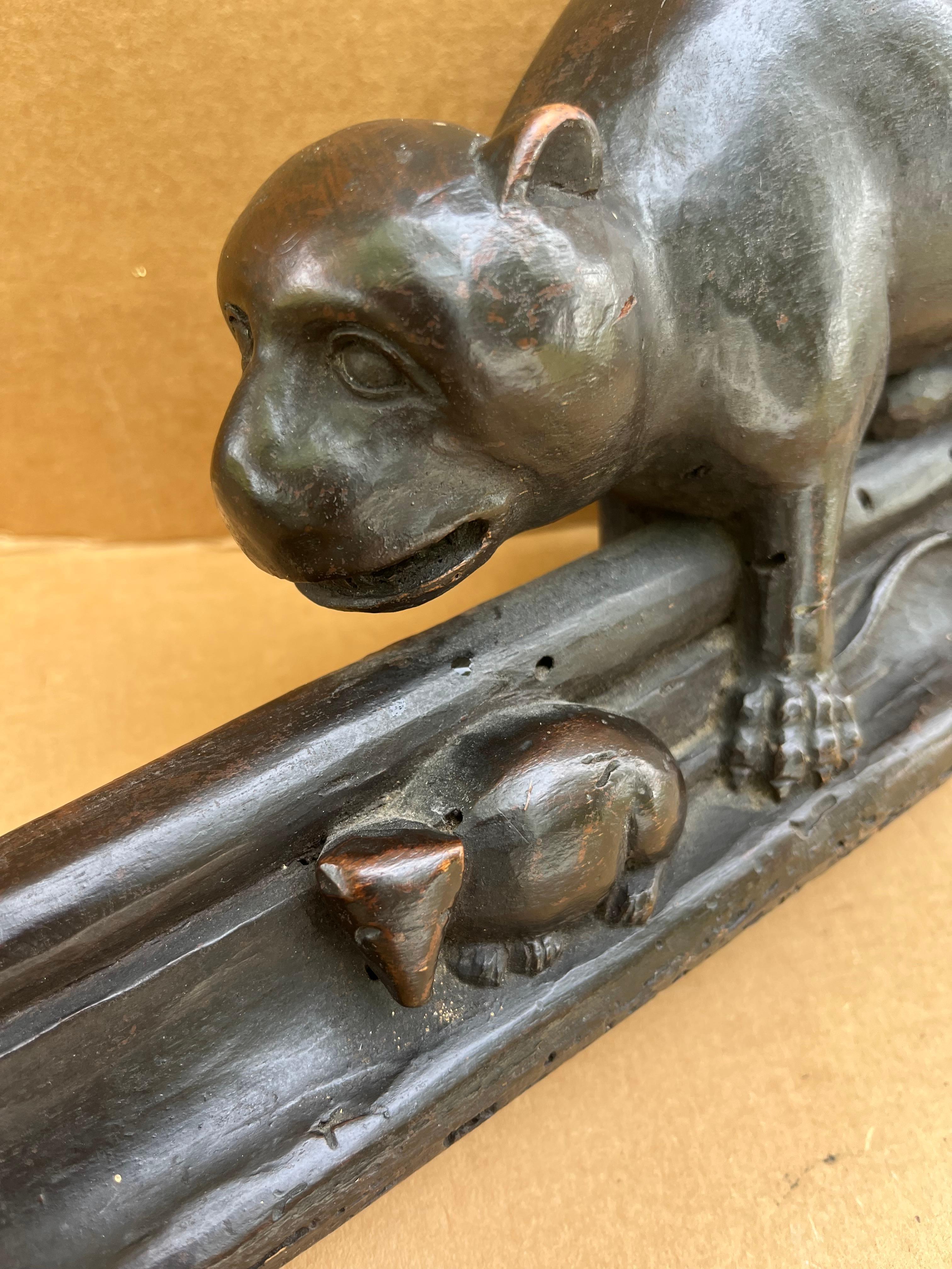 Rarissima scultura medievale inglese di animali su un banco della chiesa in vendita 3