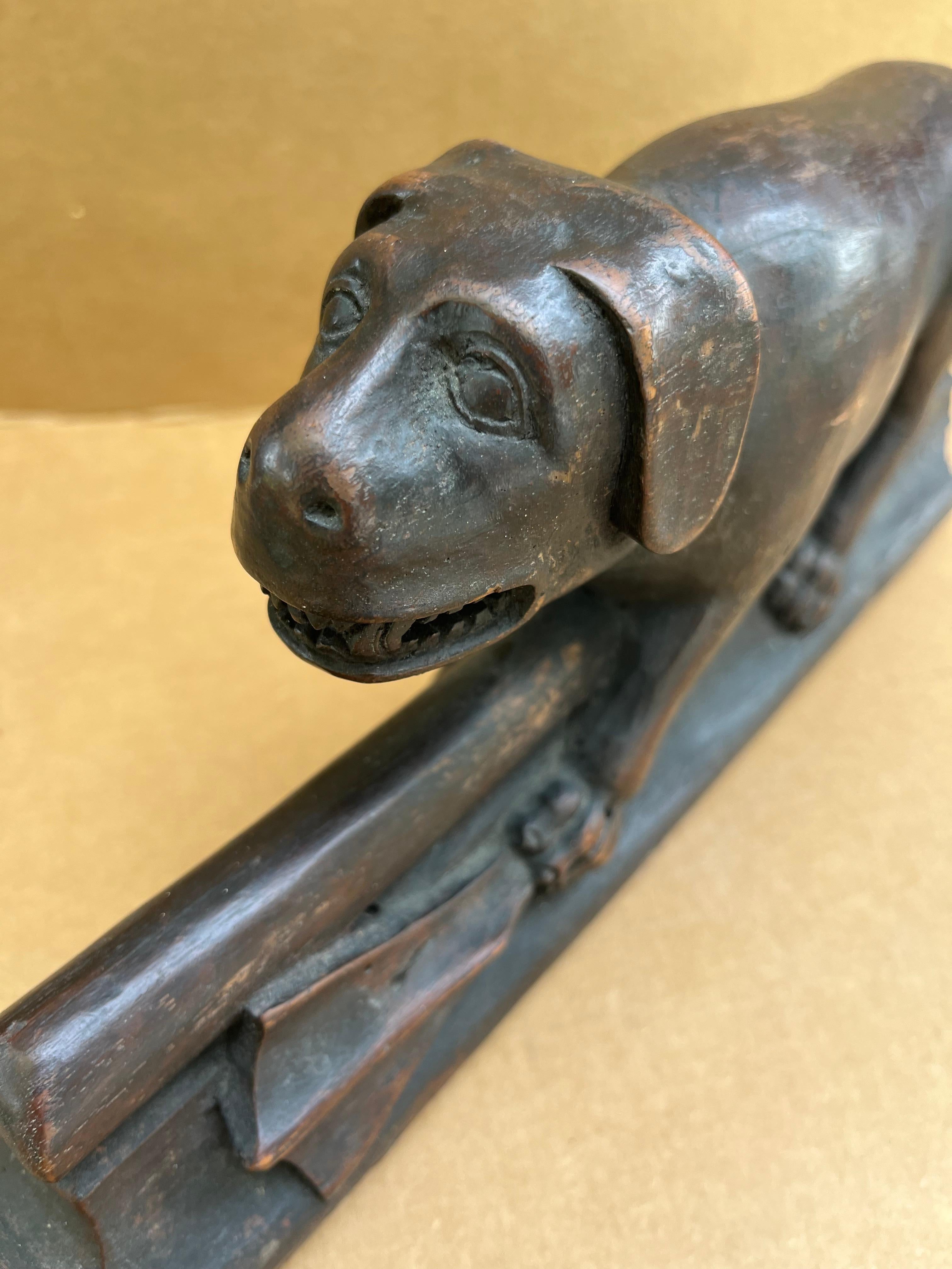 Medievale Rarissima scultura medievale inglese di animali su un banco della chiesa in vendita