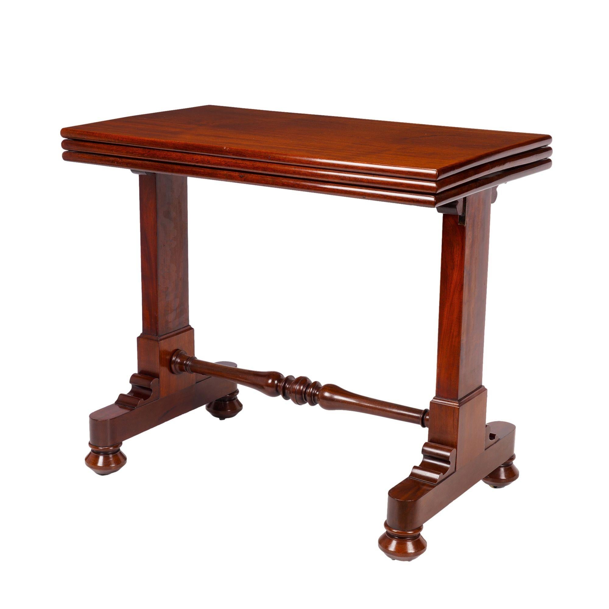 19th Century English metamorphic mahogany dumb waiter, c. 1825 For Sale