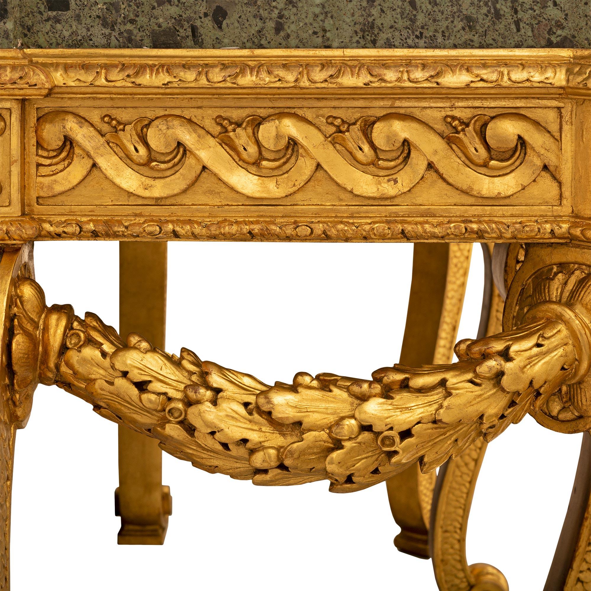 Console en bois doré et marbre anglais du milieu du 19e siècle George II St. en vente 3