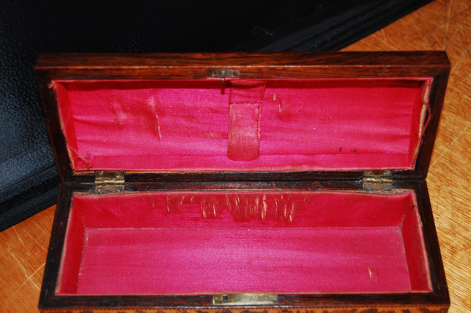 English Mid 19th Century Micro Tunbridge Glove Box with Makers Label Edmund Nye For Sale 2