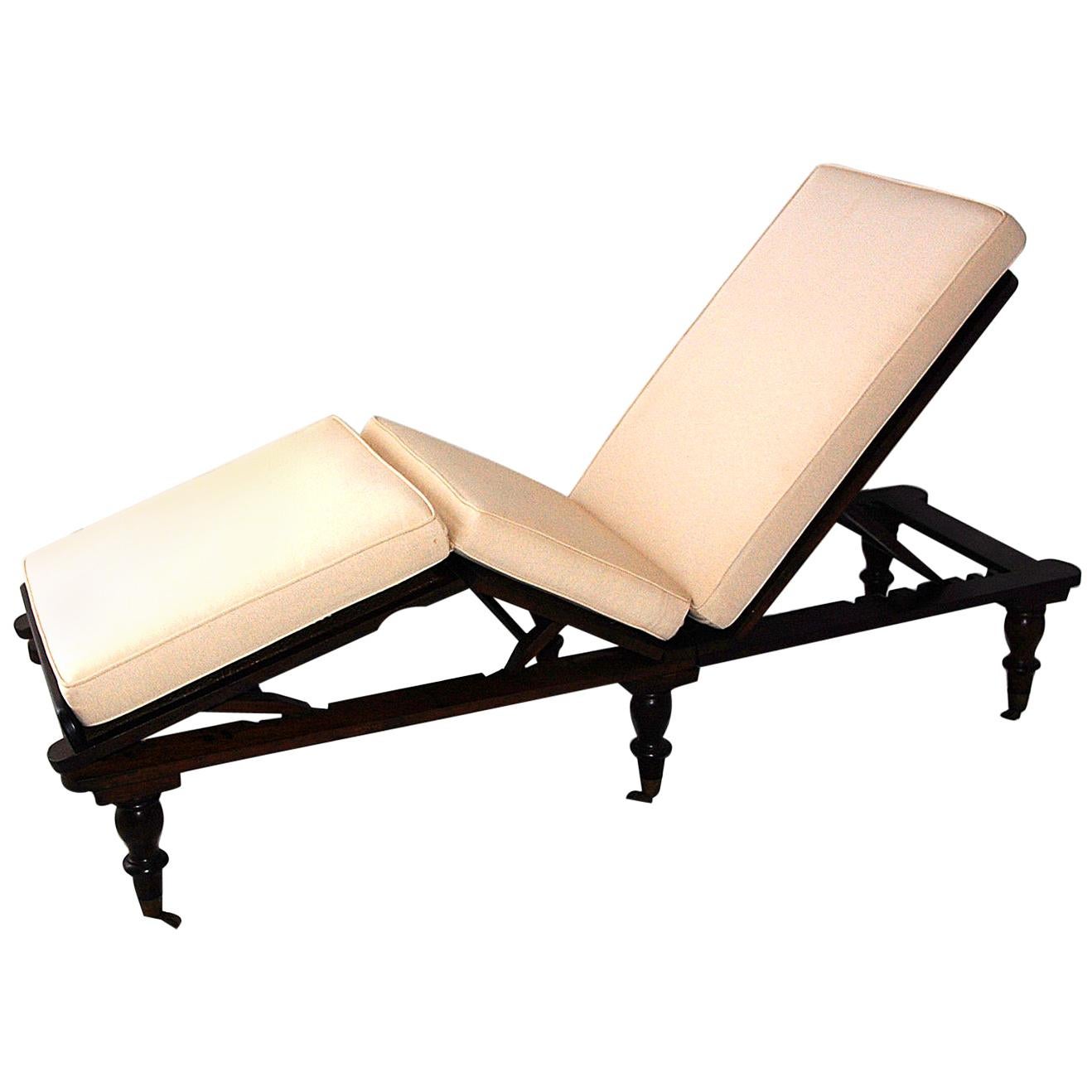 English Mid-19th Century Military Campaign Folding Chaise Lounge