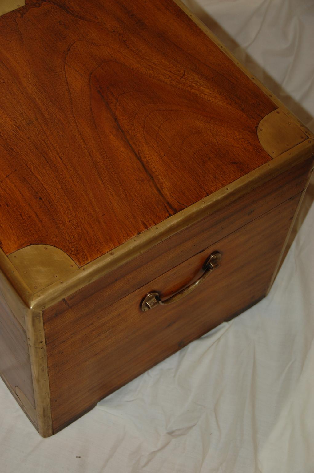 English Mid-19th Century Military Camphor Wood Brass Bound Chest or Trunk  In Good Condition In Wells, ME