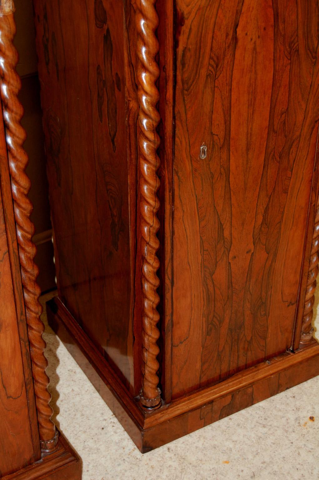 English Mid-19th Century Pair of Pedestal Cabinets with Barley Twist Columns In Good Condition For Sale In Wells, ME