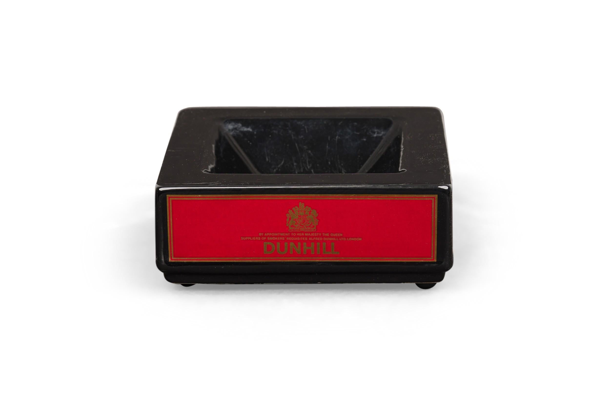 Englischer schwarzer Dunhill-Aschenbecher aus der Jahrhundertmitte im Zustand „Gut“ im Angebot in Queens, NY