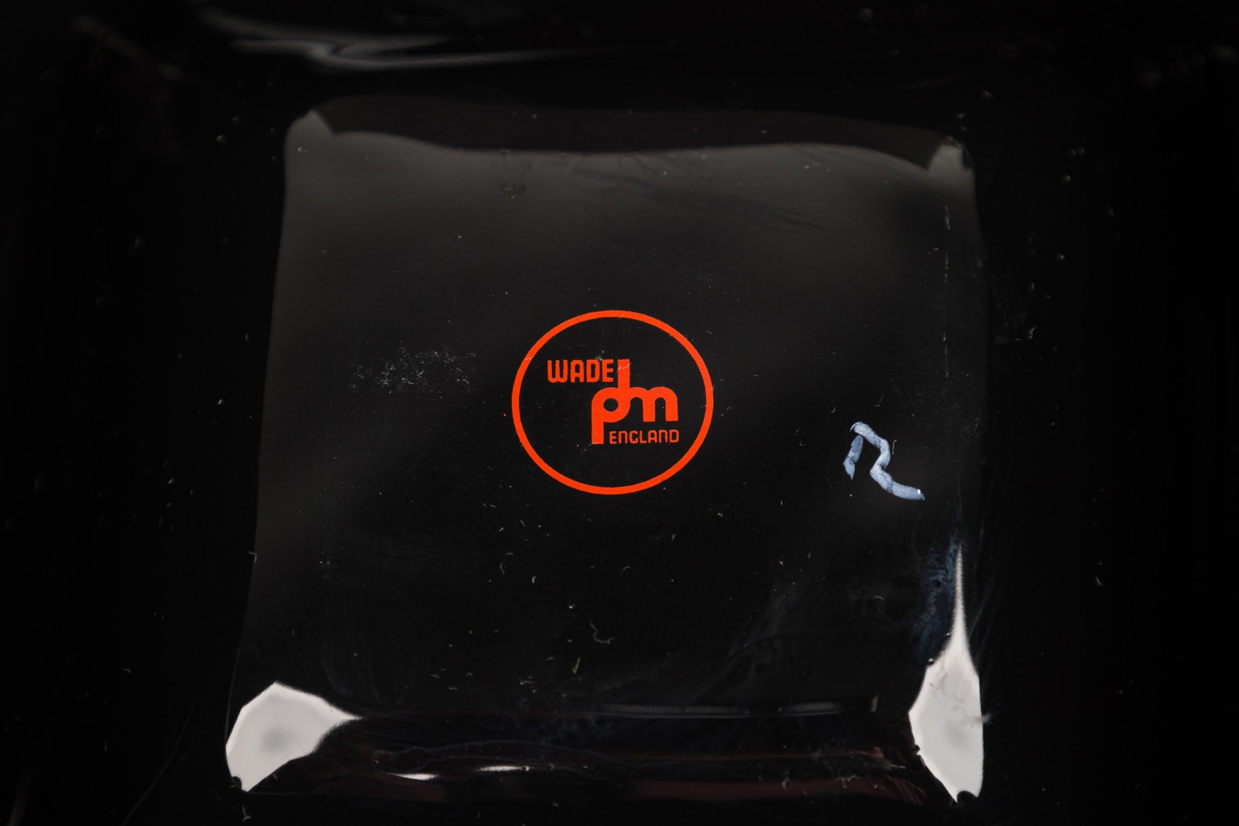 Englischer schwarzer Dunhill-Aschenbecher aus der Jahrhundertmitte im Angebot 3