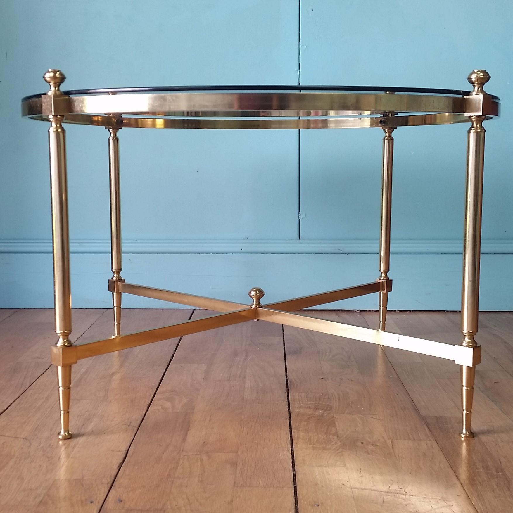 Hollywood Regency English mid century brass coffee table For Sale