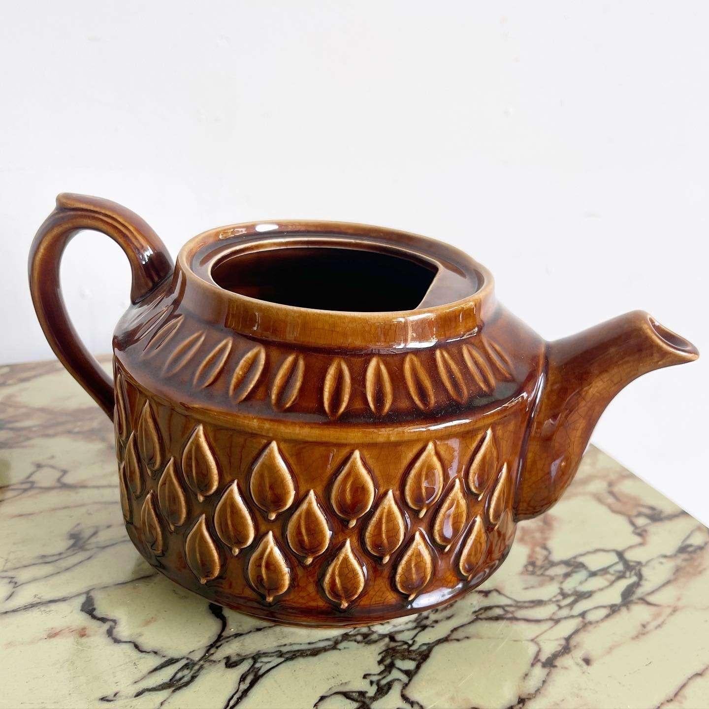 British English Mid Century Brown Pottery Tea Pot “Leaf” For Sale