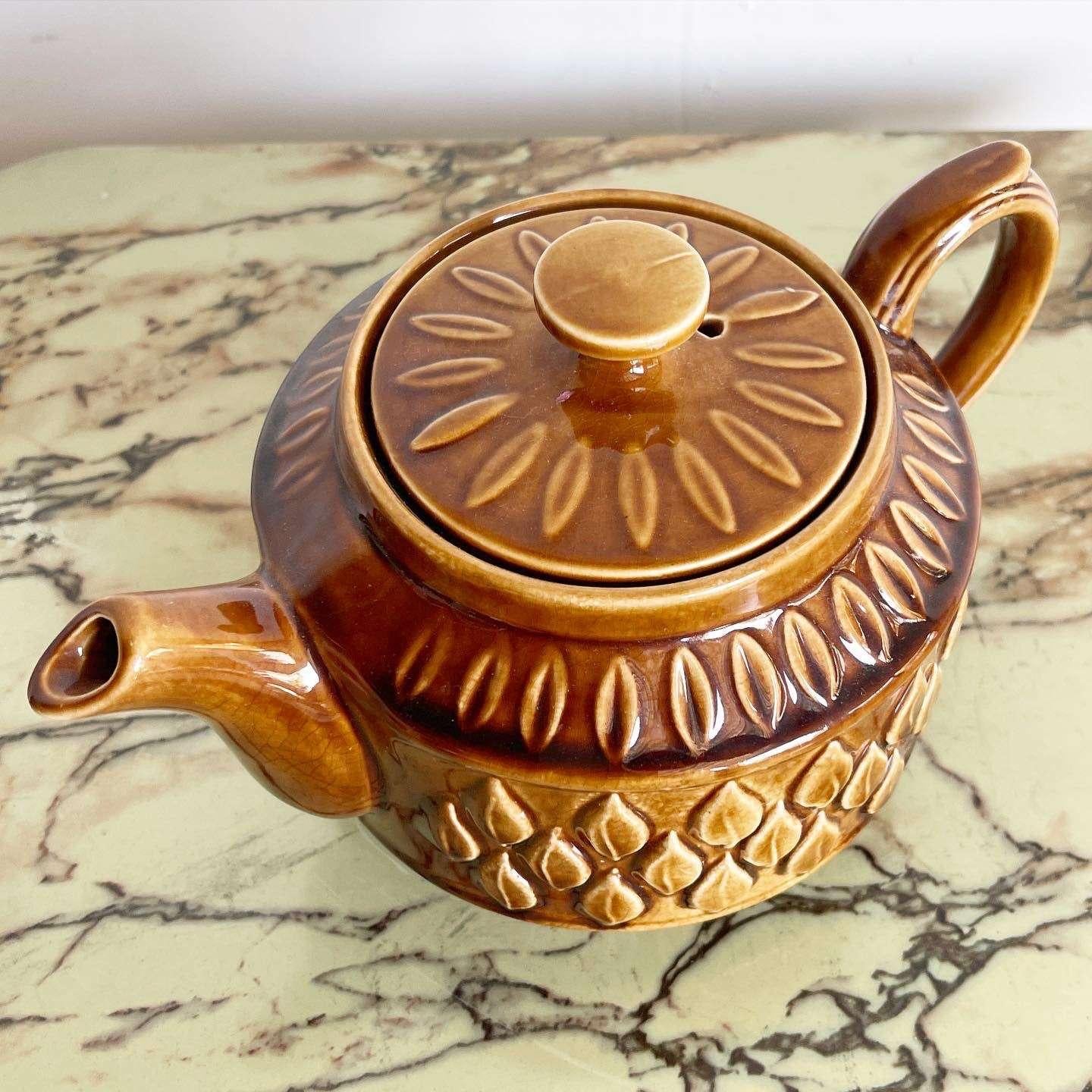 English Mid Century Brown Pottery Tea Pot “Leaf” For Sale 2