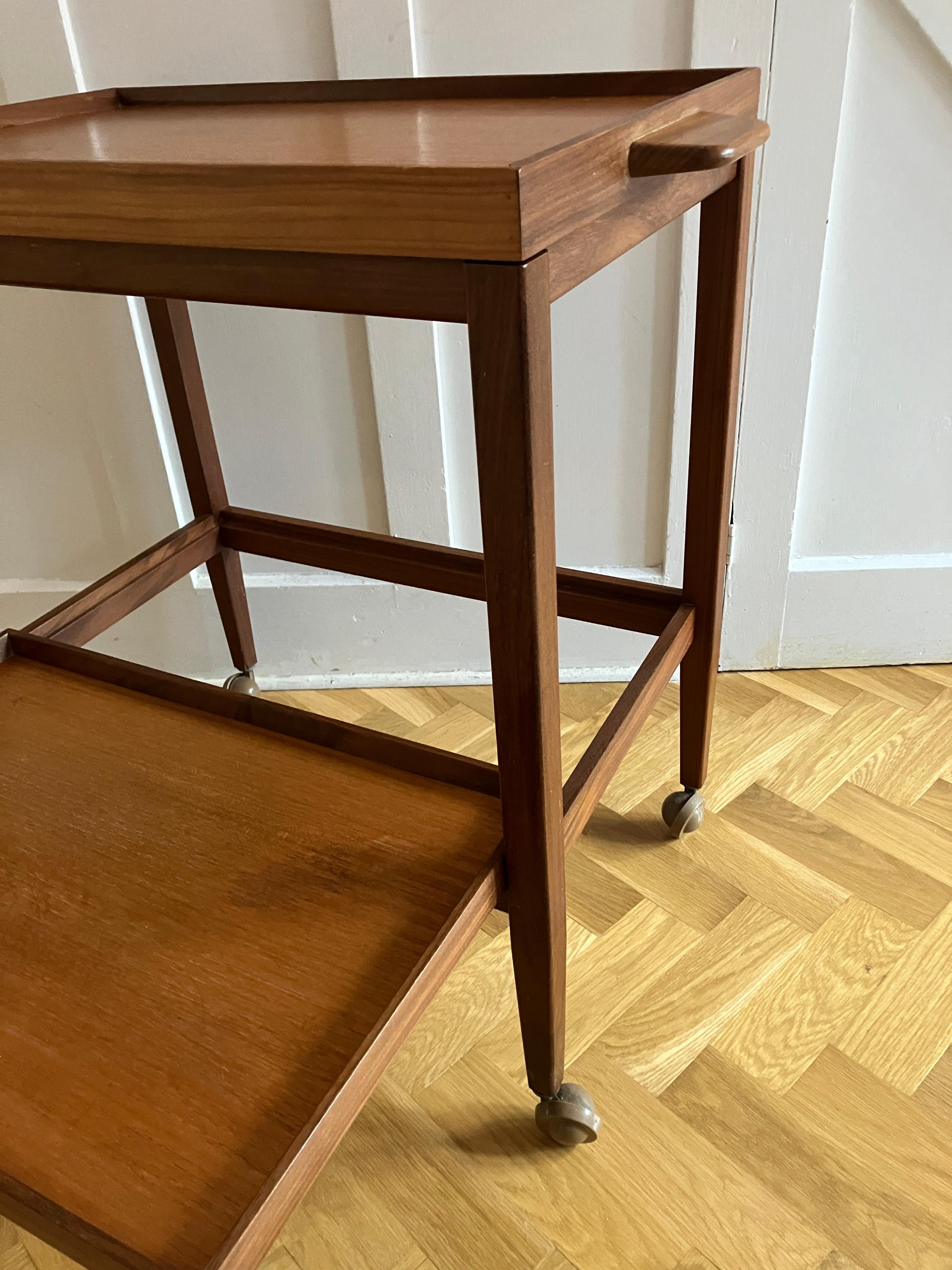 English Mid-Century Drinks Trolley in Teak For Sale 6