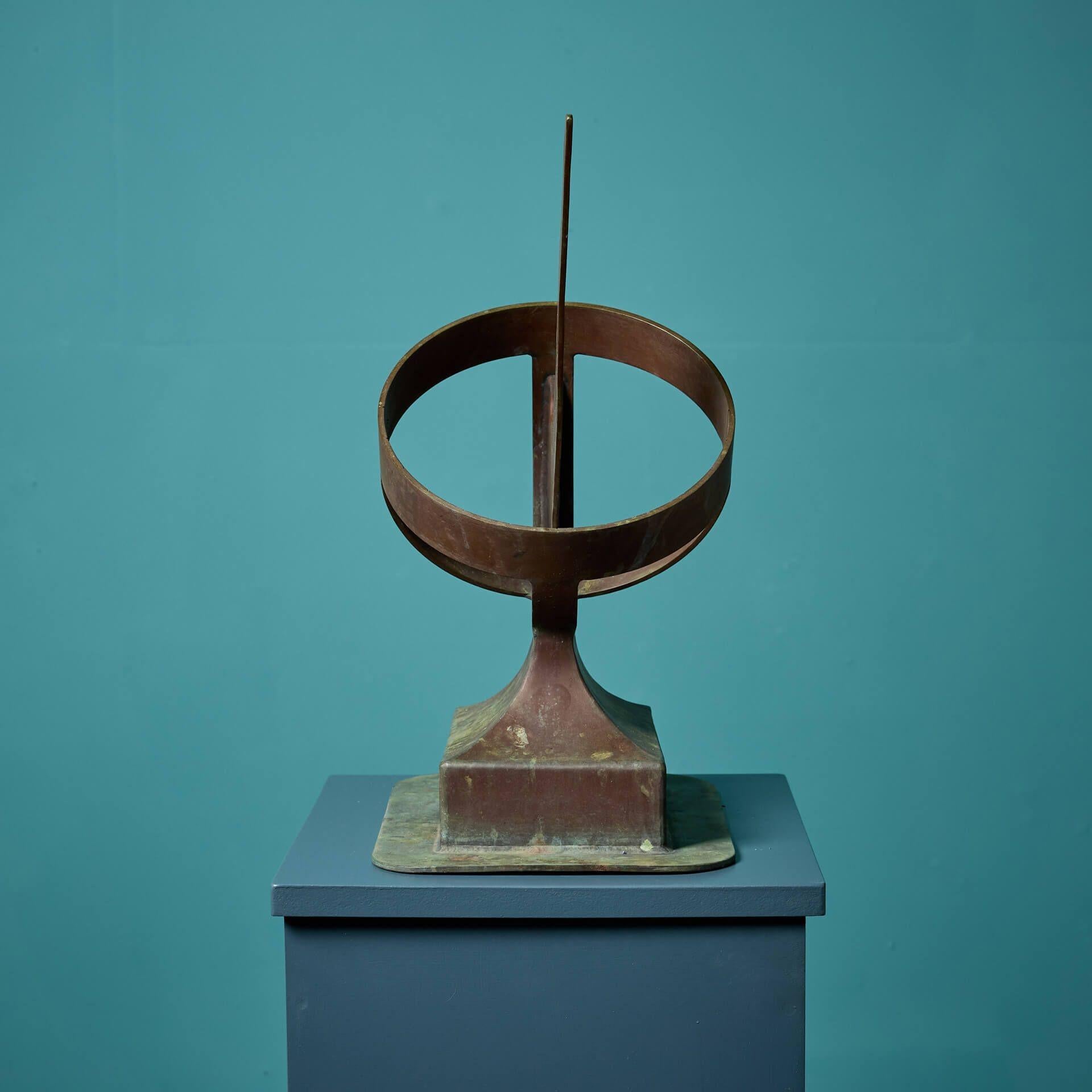 Anglais Sundial anglais en bronze du milieu du siècle dernier en vente